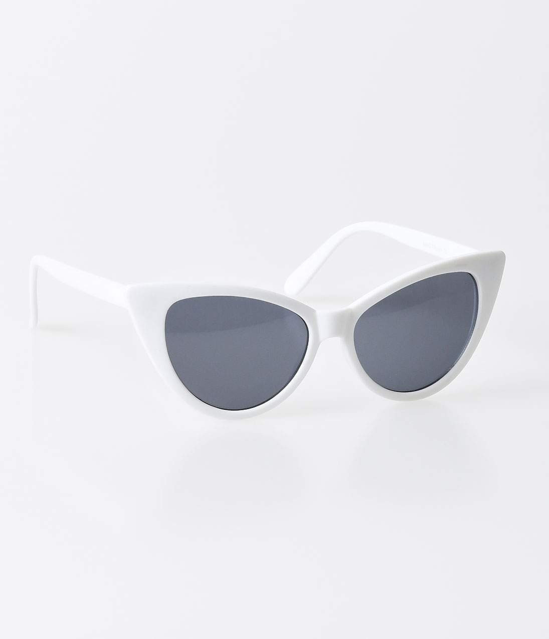 White Retro Pointed Cat Eye Sunglasses | UniqueVintage