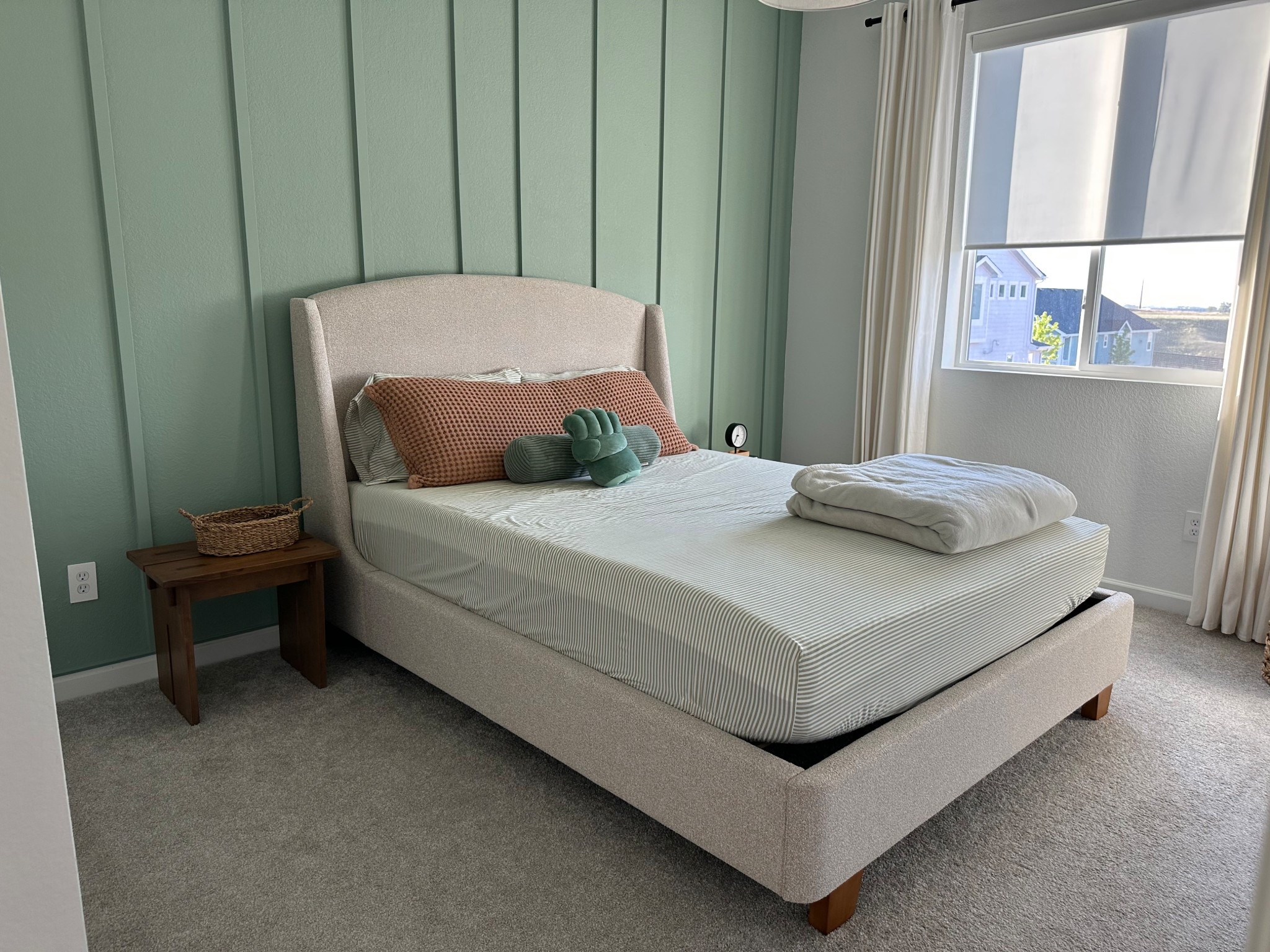 New guest bed and it's so good!! Also under $270!

#LTKGiftGuide #LTKHome #LTKSeasonal