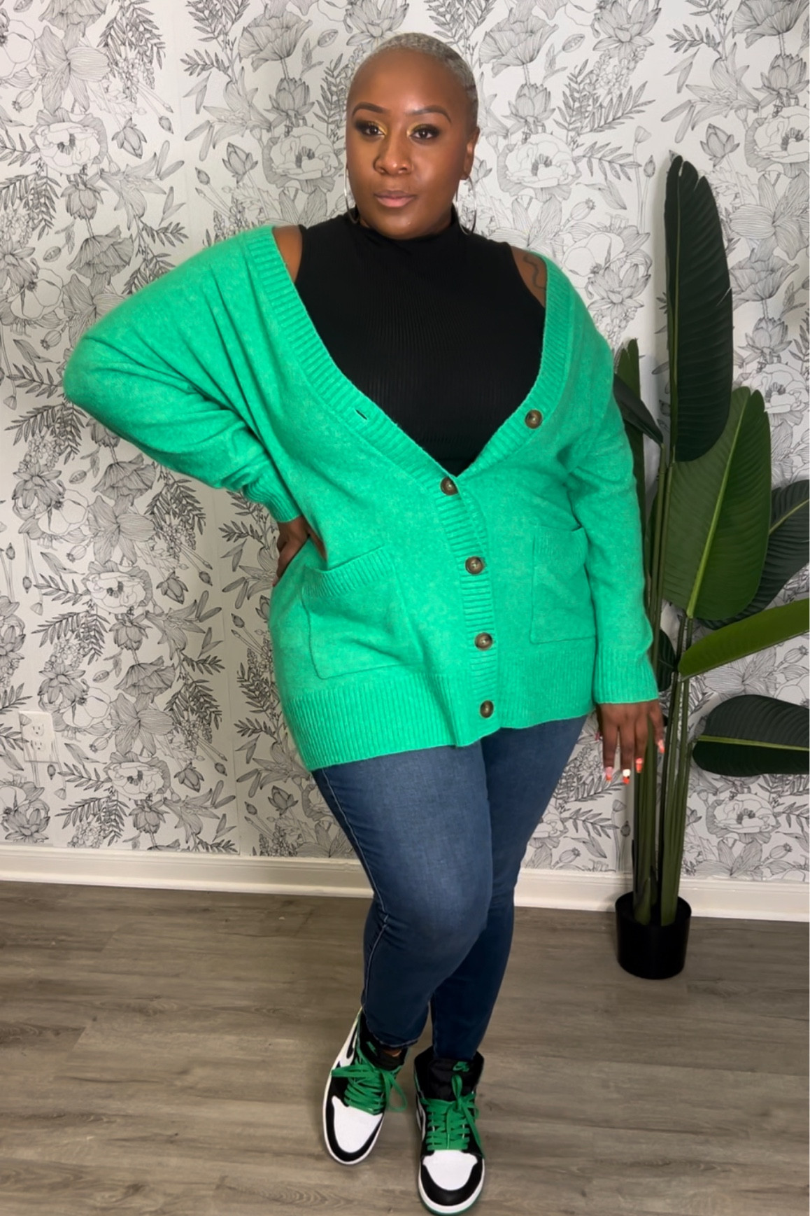 Hello my lovers & friends! Let’s get into  Torrid new Vegan Cashmere sweaters! Perfect for the cold weather coming up! 

Plus Size | Fall Style | Cashmere Sweater | Plus Size Cardigan 


#LTKplussize #LTKstyletip #LTKGiftGuide