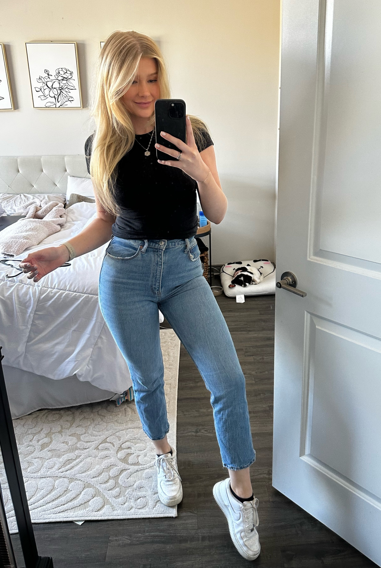 simplistic OOTD

#LTKfit #LTKworkwear #LTKcurves