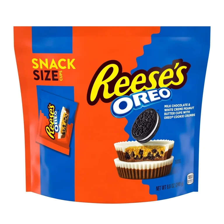 Reese's OREO Milk Chocolate and White Creme Snack Size Peanut Butter Cups Candy, Bag 8.8 oz | Walmart (US)