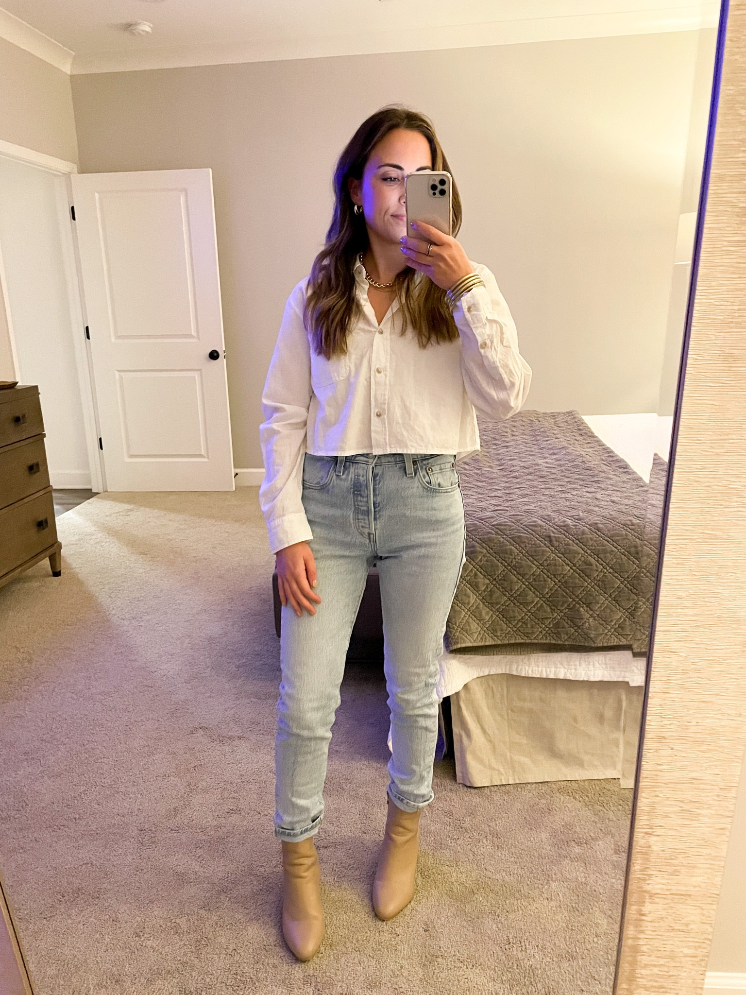 all about simplicity. ✨ 
you can’t go wrong with linen and denim - simply dress it up with some booties and fun jewelry and you’re ready to go! 

#LTKunder100 #LTKSeasonal #LTKfit