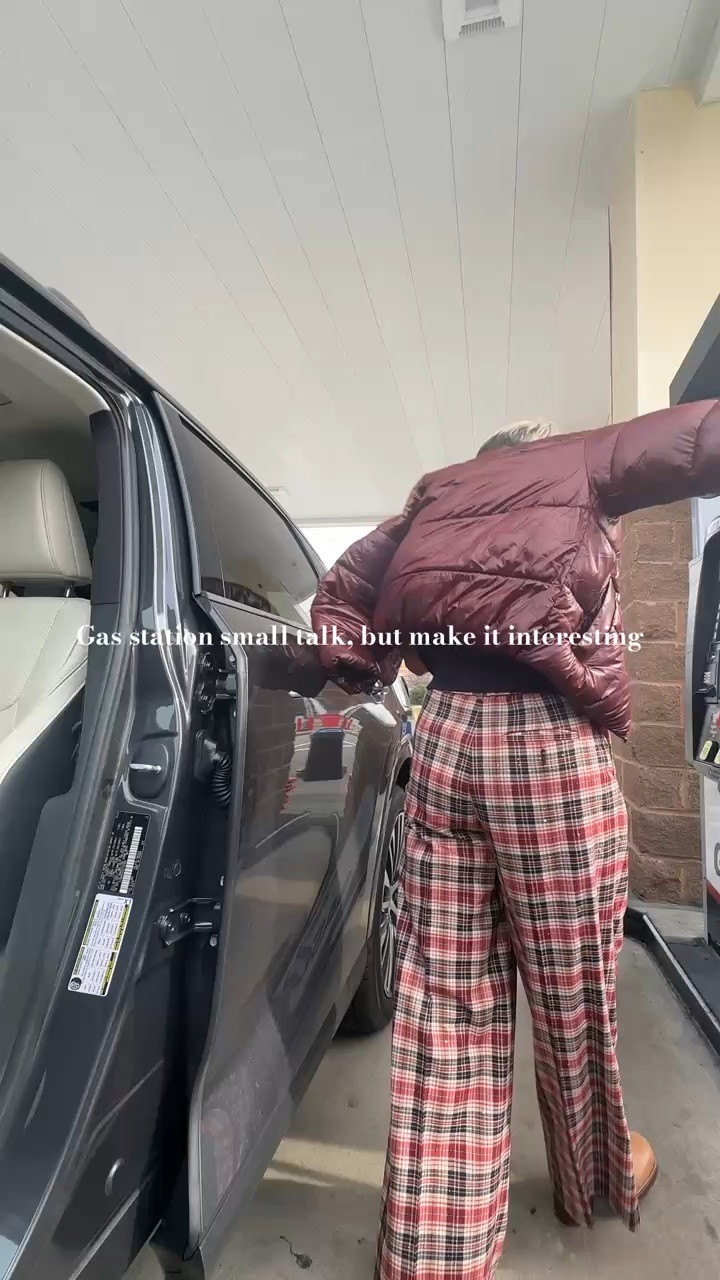 Gas station small talk, but make it interesting.

Just another stop in between spray tan appointments and running around with my mobile setup packed in the car. Sharing the spray tan tools and products I use below.

#spraytanartist #mobilespraytan #spraytanlife #sunlesstanning #beautyprofessional #smallbusinesslife #ltkcreator #ltkit #LTKbeauty