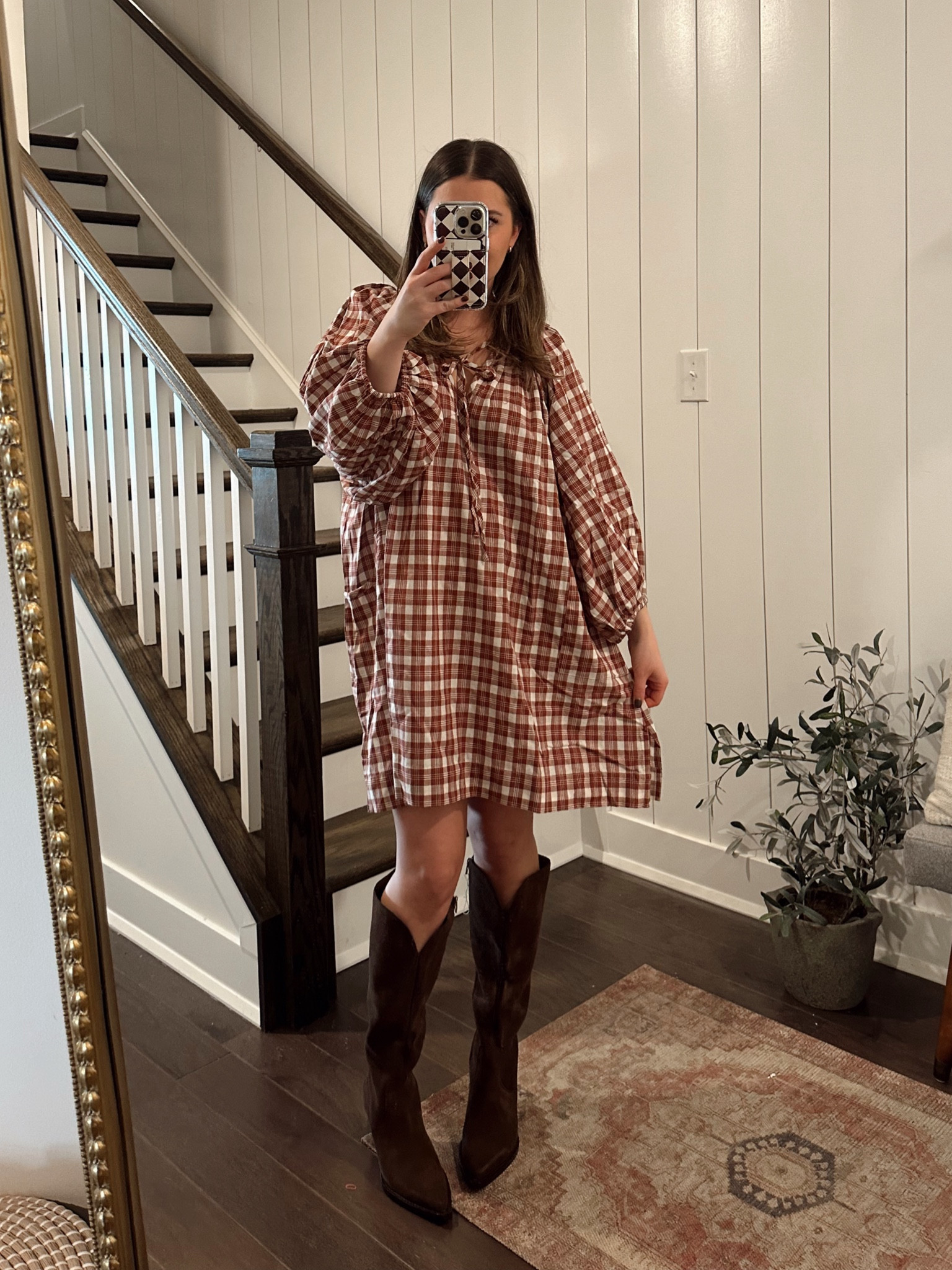 Dress is the poet dress from daughters of India 🤎