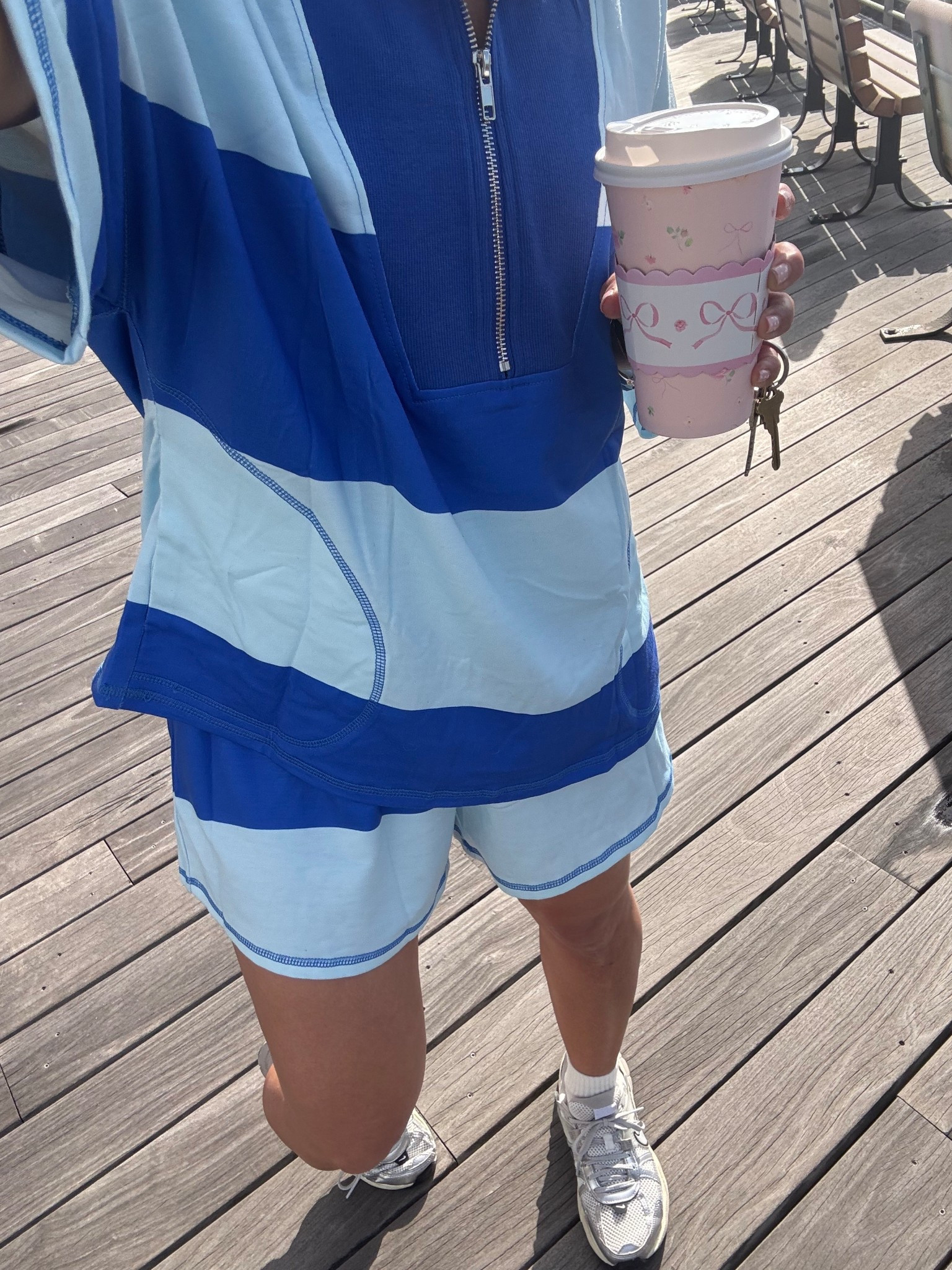 loving the color combo! the comfiest set 💙

#LTKootd