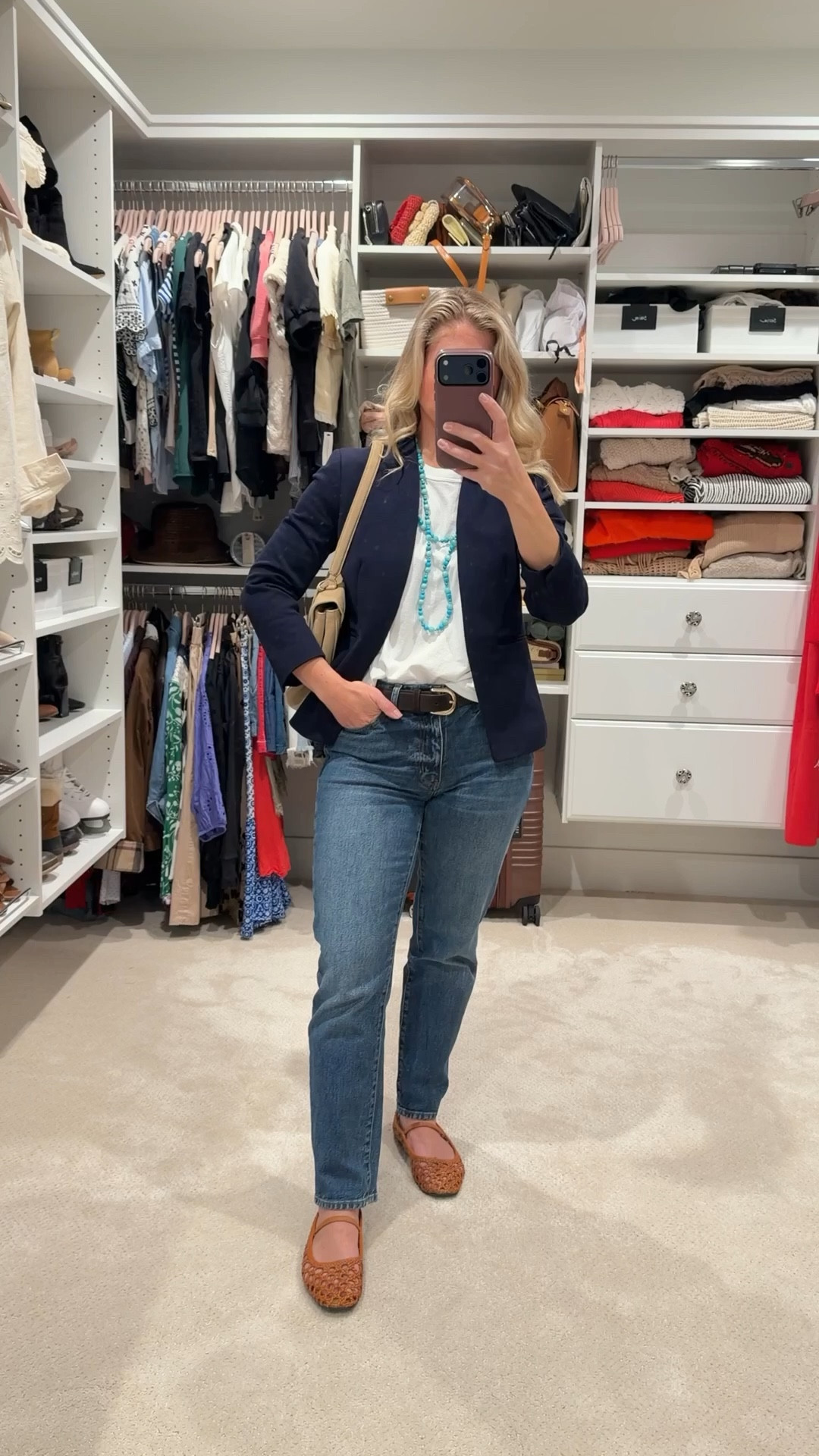 Outfit formula: structured blazer + classic denim + elevated basics

Business casual, but still effortless. The blazer adds polish, the denim keeps it approachable, and the statement necklace brings personality.

Finished with woven flats for a refined, work-ready look that still feels comfortable and modern ✨

#LTKootd #LTKWorkwear #LTKPetite