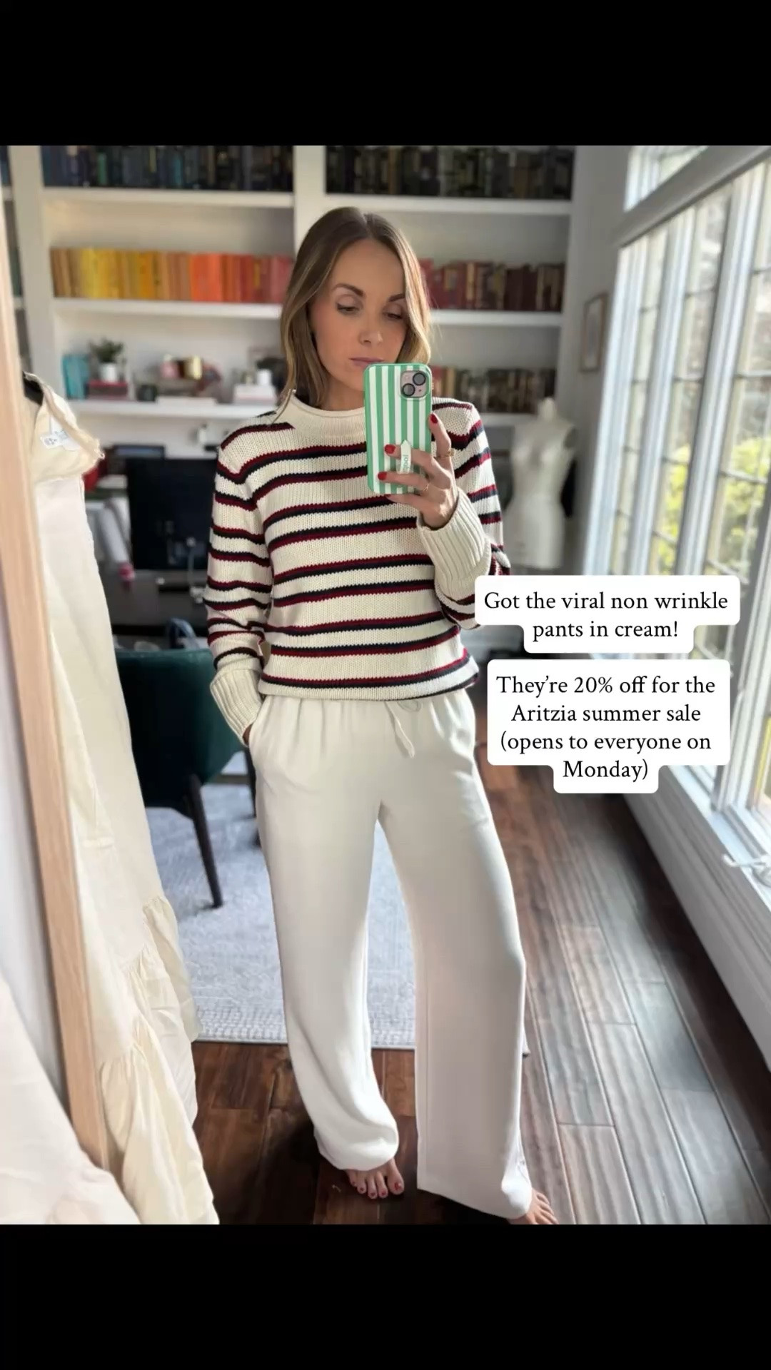 The Aritzia Large pants are wrinkle, free and so perfect for work, every day, travel, and beyond! They come in a bunch of colors. 20% off right now during Aritzia‘s private summer sale! It opens to the public on Monday if you’re not in Aritzia login member. @Aritzia ￼