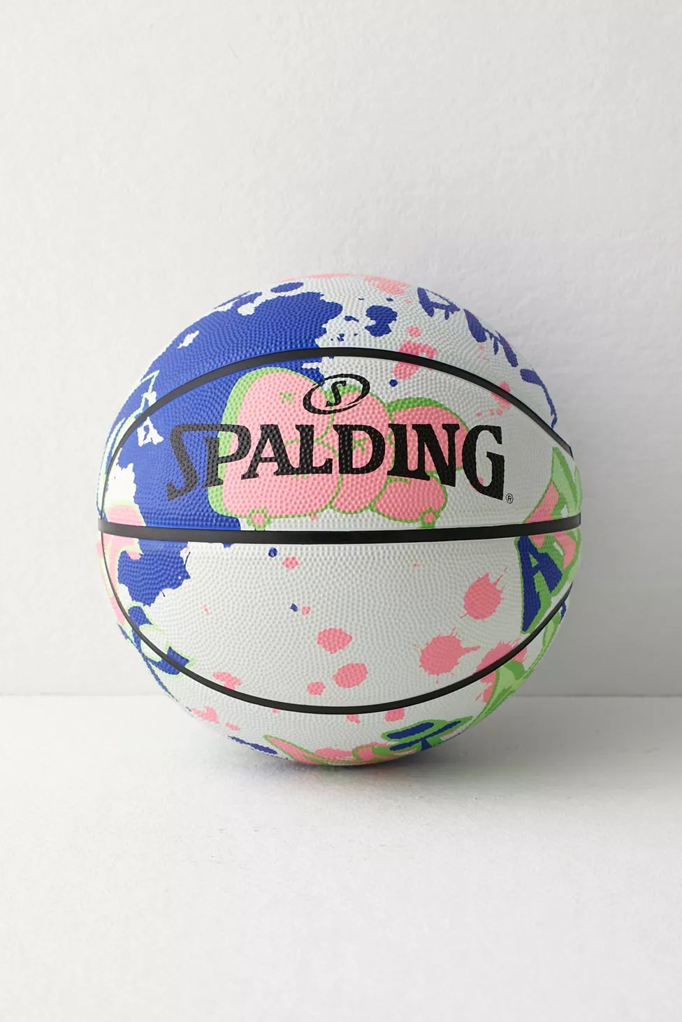 Spalding UO Exclusive Basketball | Urban Outfitters (US and RoW)