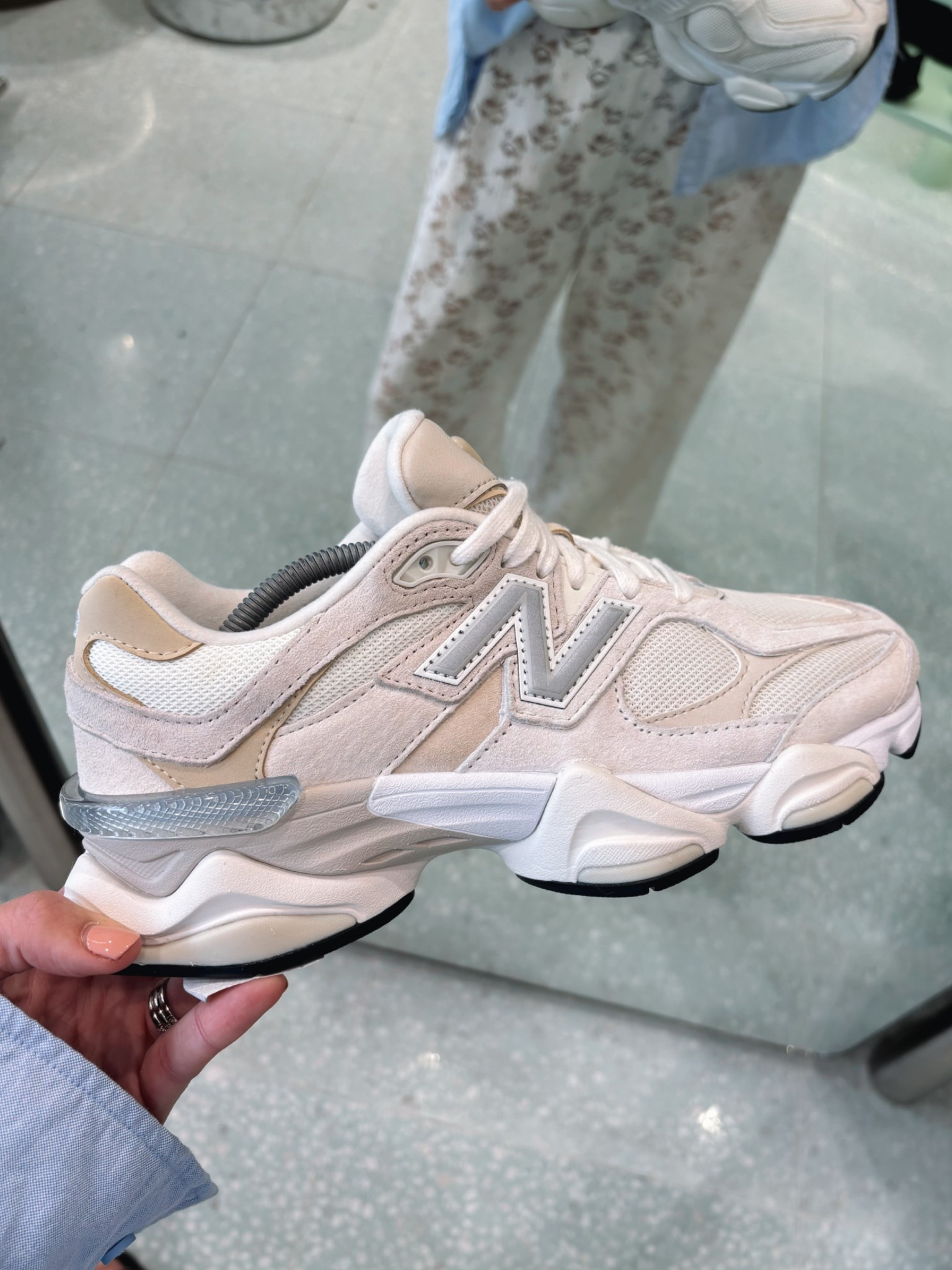 The obsession with these sneakers continues! A favourite with you all too! Xx
