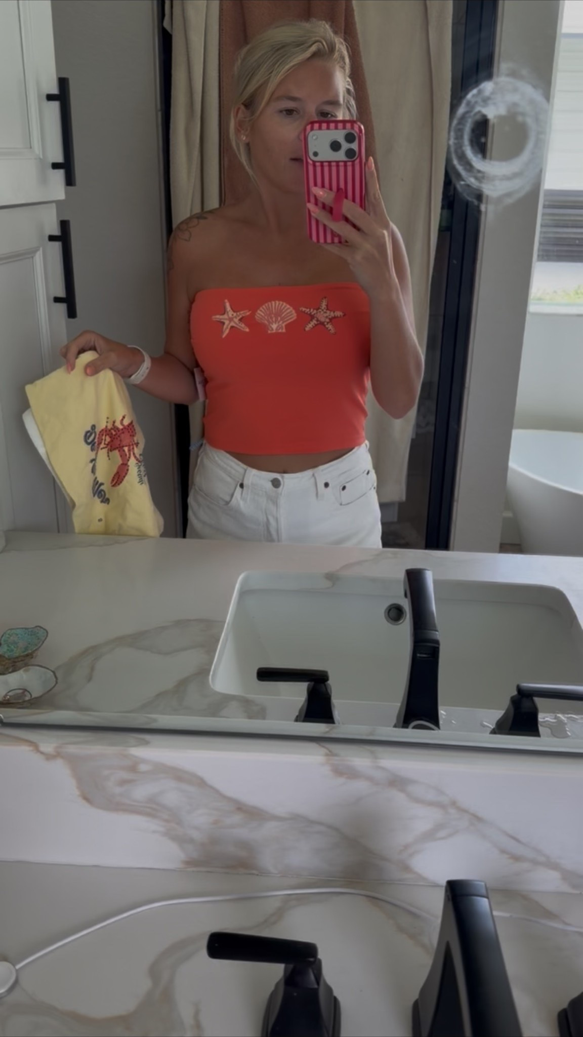 Wearing a small in the top, 26 in the shorts 🫶🏻