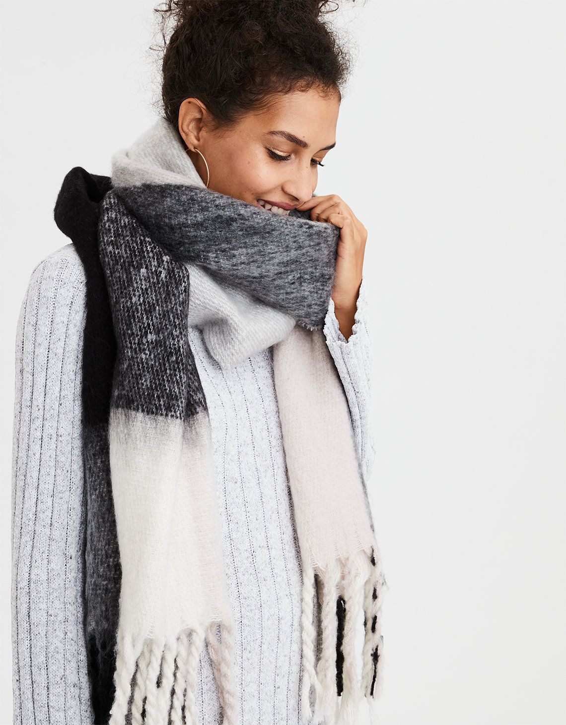 AEO Exploded Plaid Blanket Scarf, True Black | American Eagle Outfitters (US & CA)