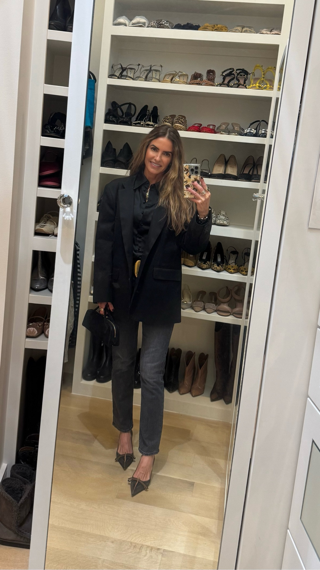 sunday night dinner off to yummy @beverleysdallas in my favorite cigarette jeans that i’ve owned & loved for a very long time & are on everyone must-have denim list for 2026 🖤

run slightly big i size down to a 24 or 25 in them! 

+ shop my oversized blazer, kitten heels, belt & bag too! 

#LTKootd #LTKSaleAlert #LTKWorkwear