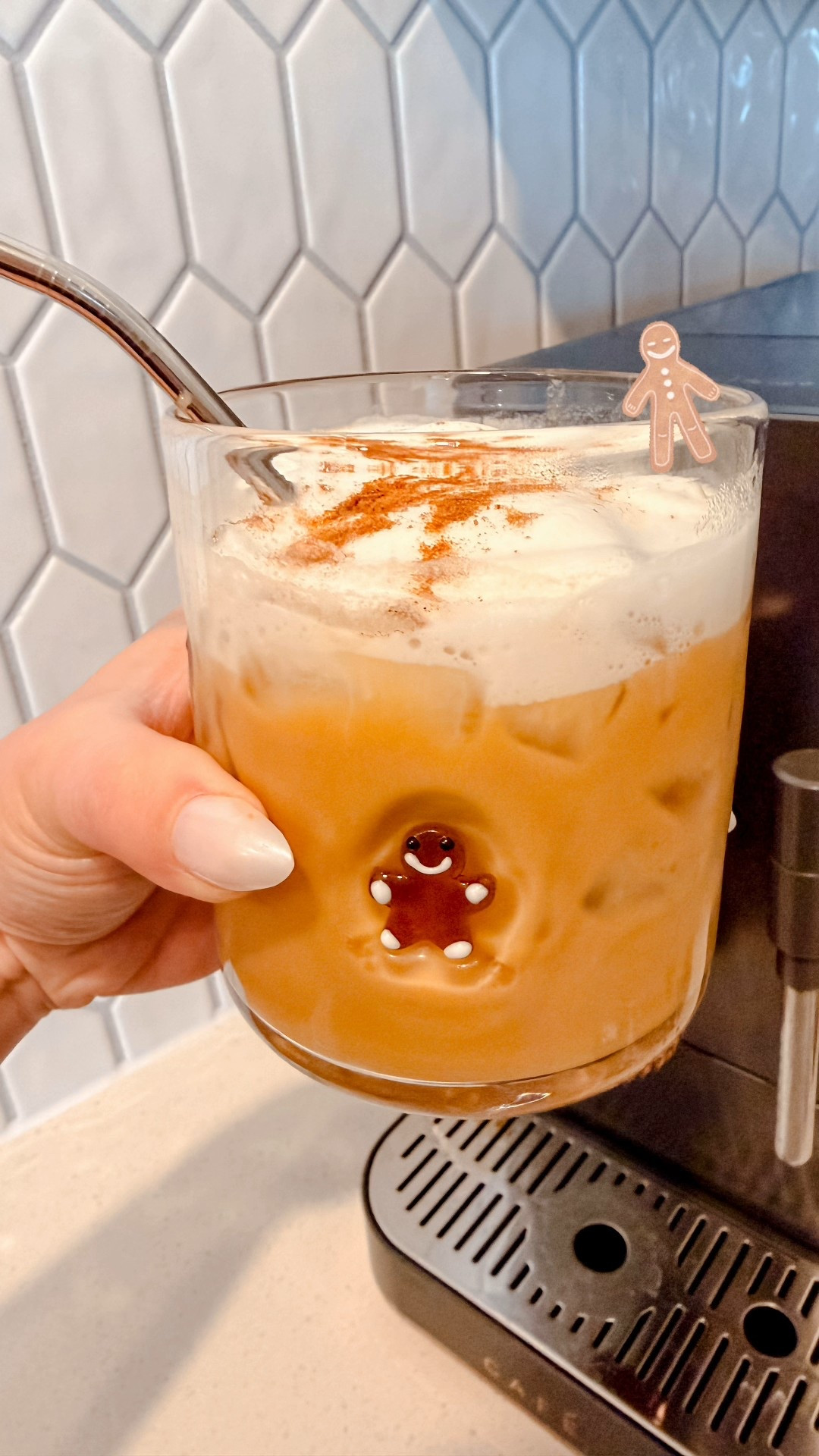 Gingbread glass cup ☕️

Iced coffee dreams with this icon juice glass cup from Target 

Madison Home icon glasss

#LTKHome #LTKParties #LTKHoliday