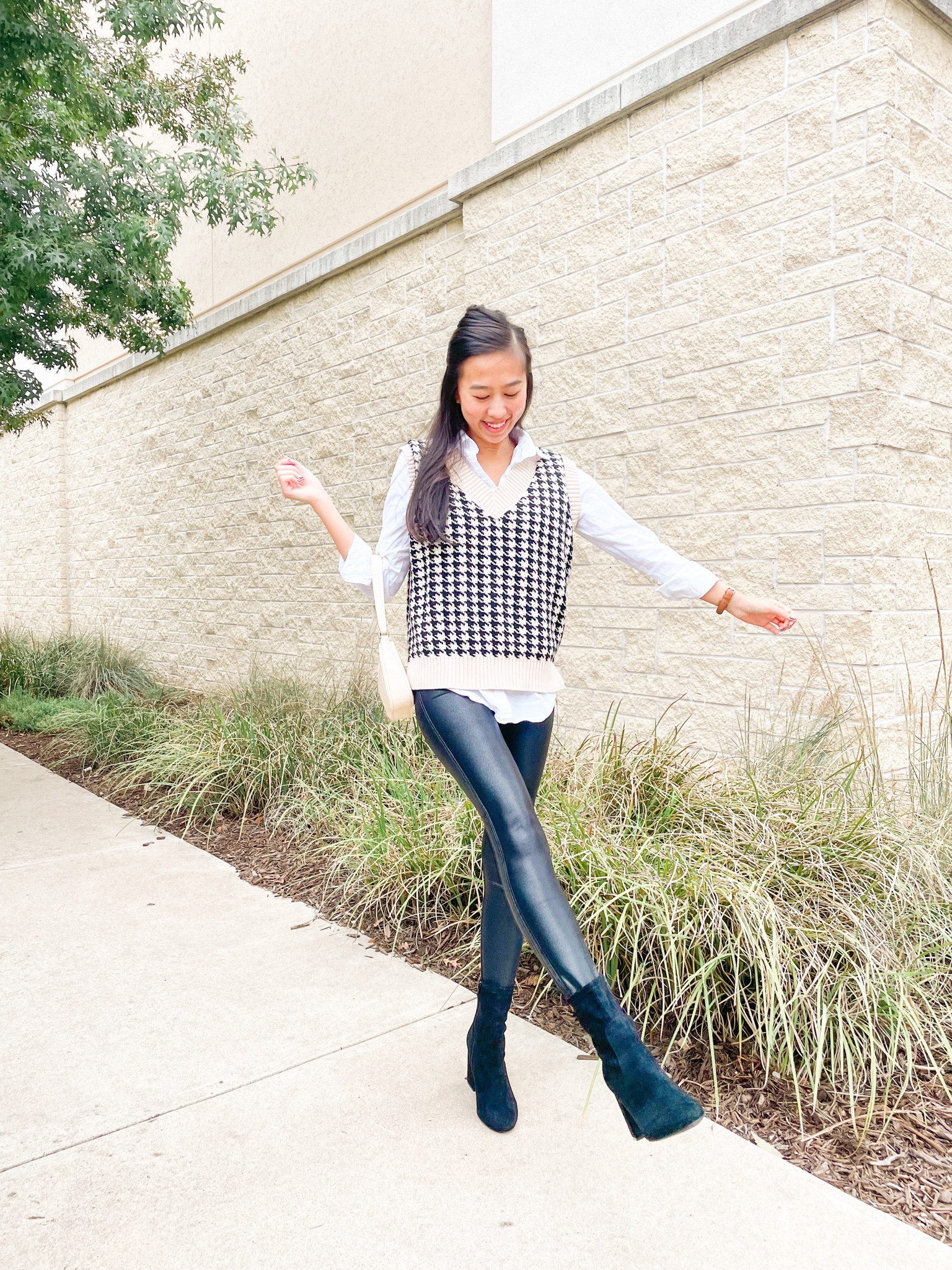 Sweater vest (small), leggings (small), thanksgiving outfit, thanksgiving fashion, faux leather leggings, holiday outfit, sweater vest, black booties,
Amazon fashion 



#LTKHoliday #LTKSeasonal #LTKunder50