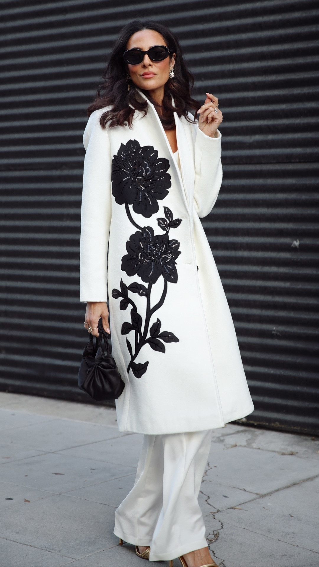 #whbmpartner These are a few of my favorite things… Taking your holiday party dressing and making it extra special with @whbm! #WorkPlayHoliday

#LTKCyberWeek #LTKSeasonal #LTKHoliday