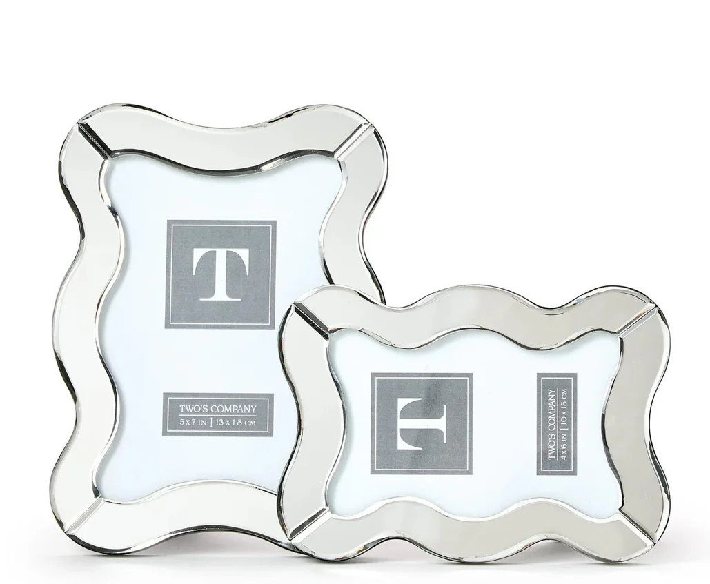 Scallop Mirrored Frame 5x7 | Refinery