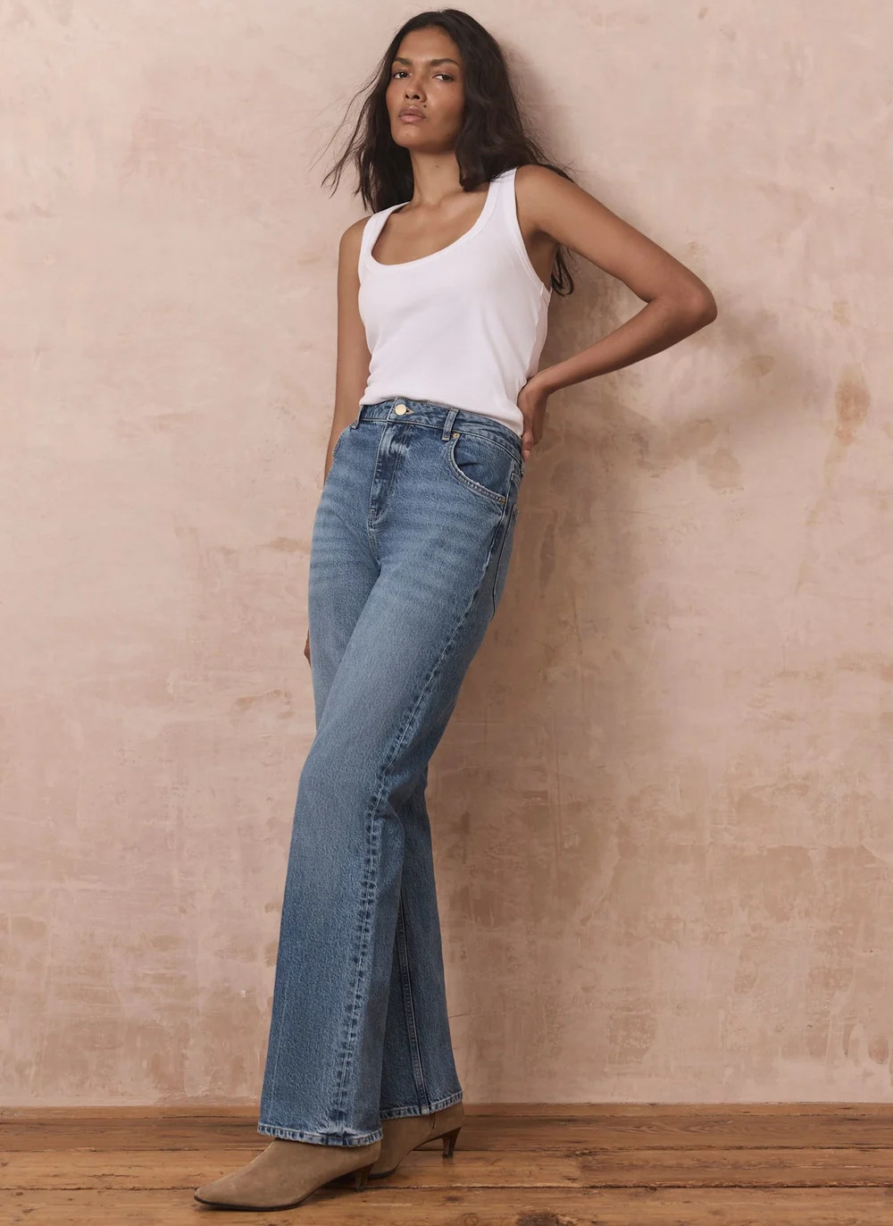 Mid Indigo 90s Straight Jeans | Mint Velvet