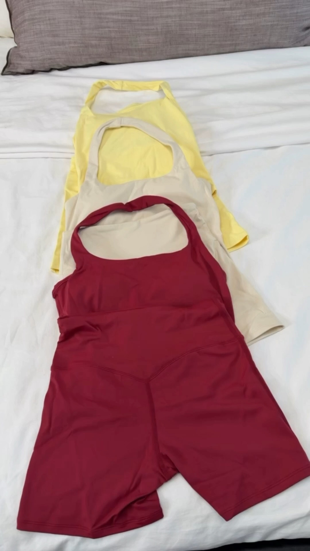 The perfect workout set for high and low impact workouts. Wearing a small.

#LTKWorkwear #LTKActive #LTKmomlife