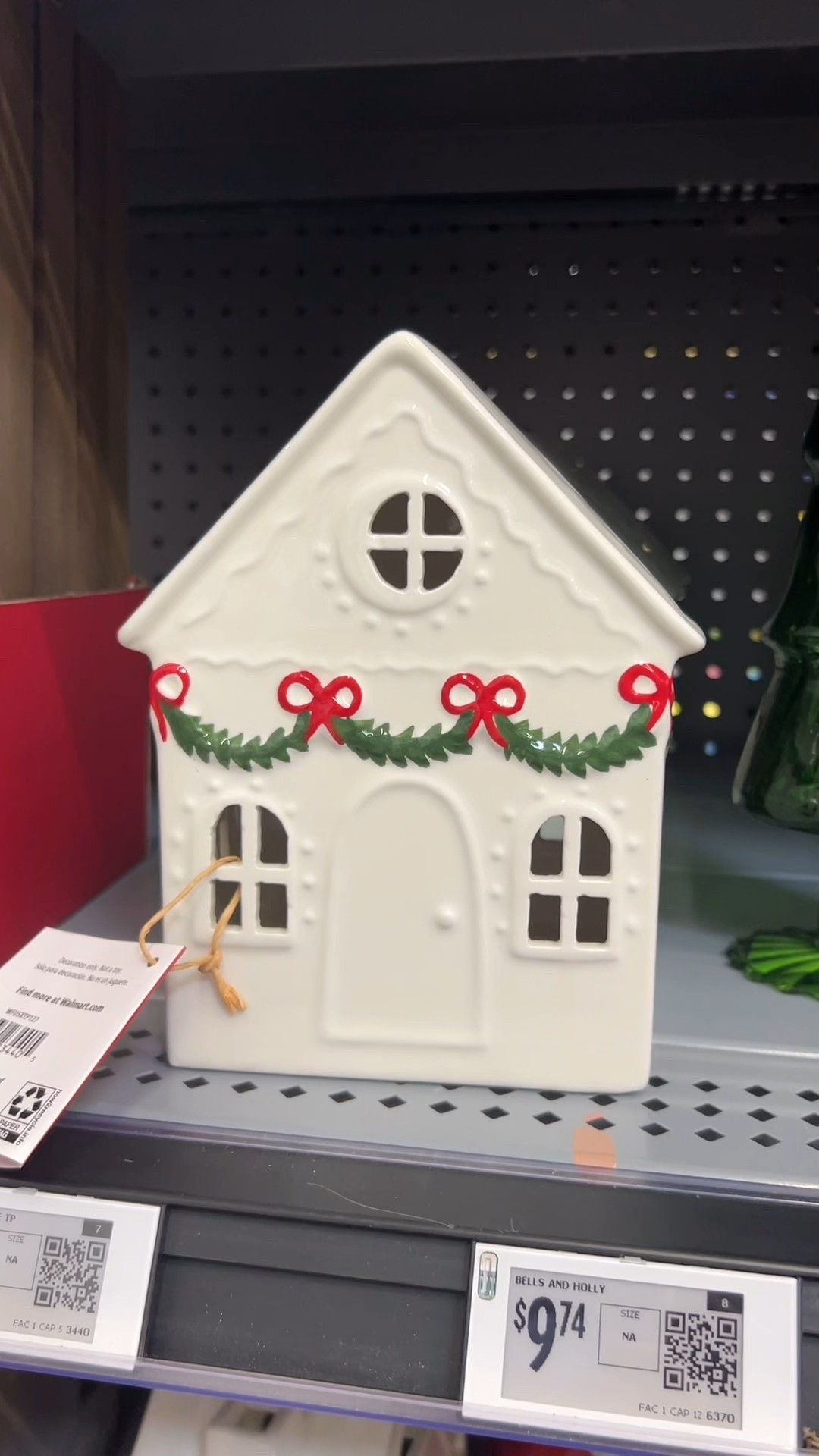 Walmart Christmas popping off 🎄 

#LTKSeasonal #LTKHoliday #LTKFindsUnder50