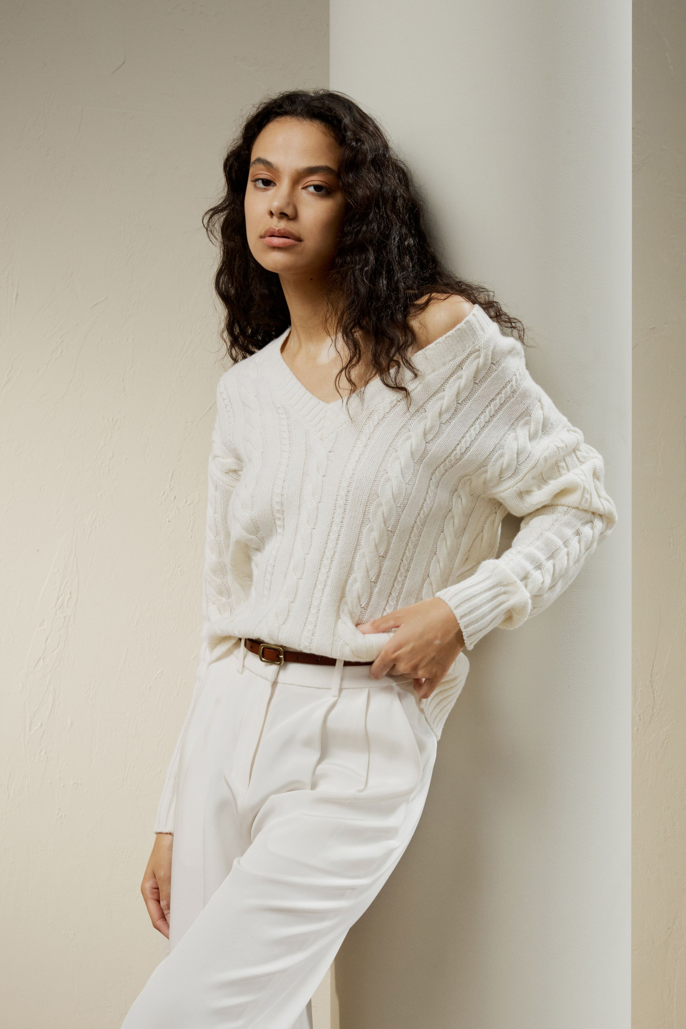 Cable-Knit Wool-Cashmere Blend Sweater | LilySilk
