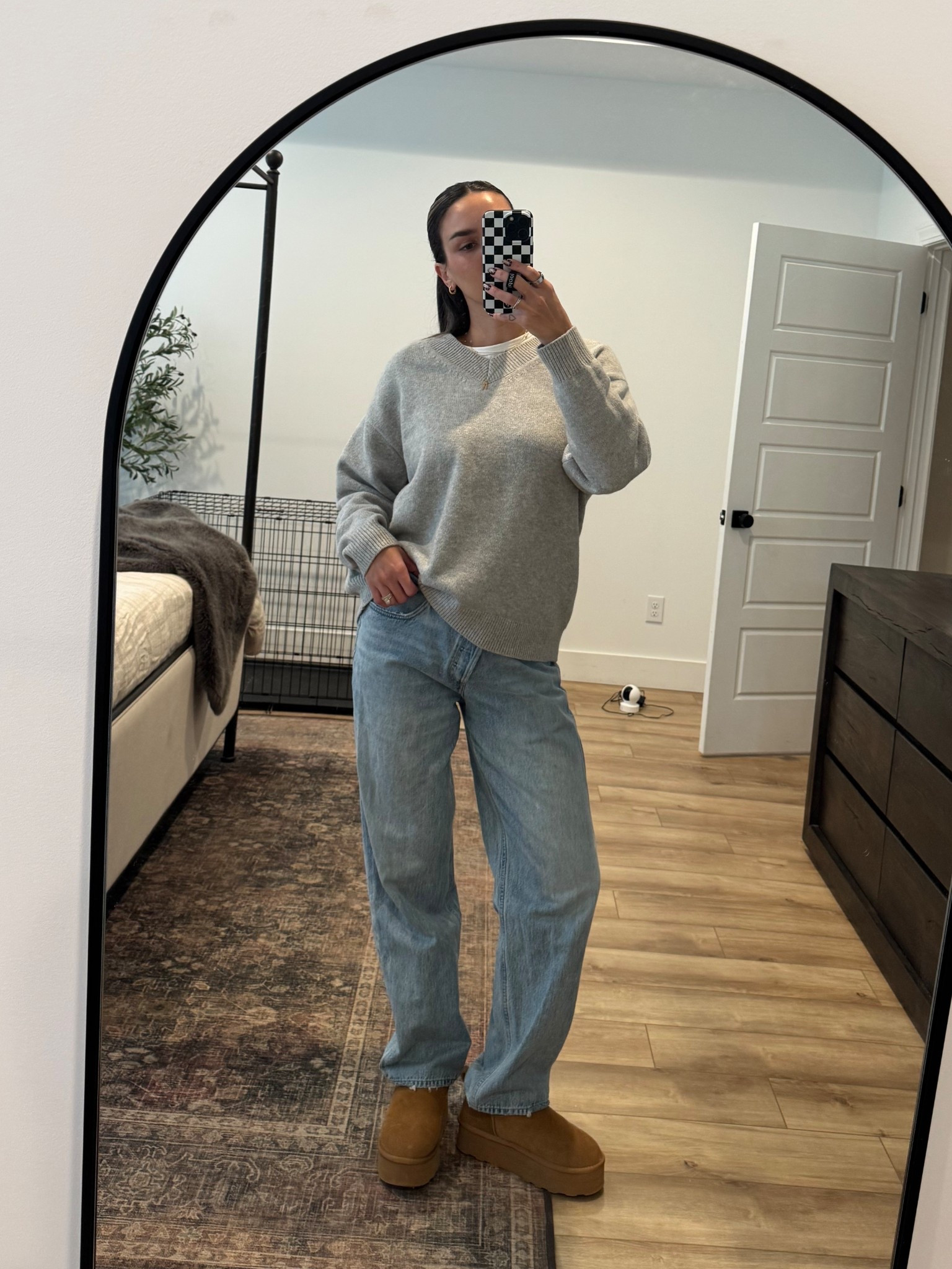 Oversized v neck sweater
Winter outfit 
Ootd 


#LTKootd #LTKGiftGuide #LTKFindsUnder100