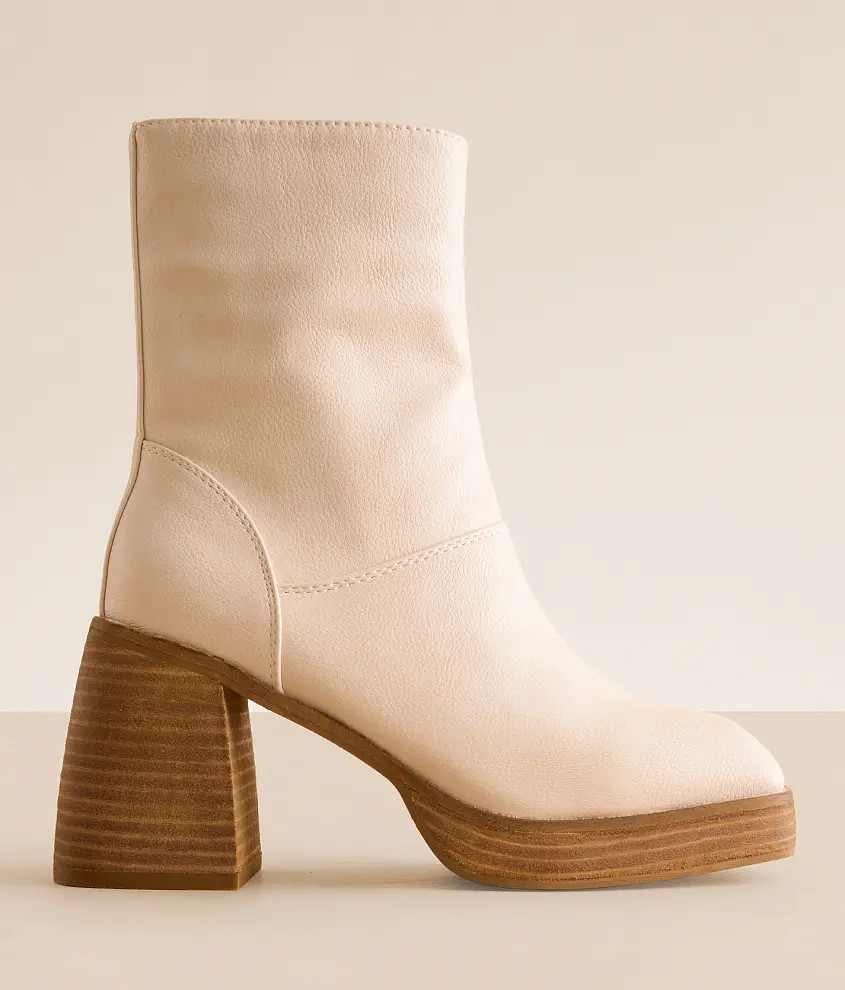 Foster Boot | Buckle