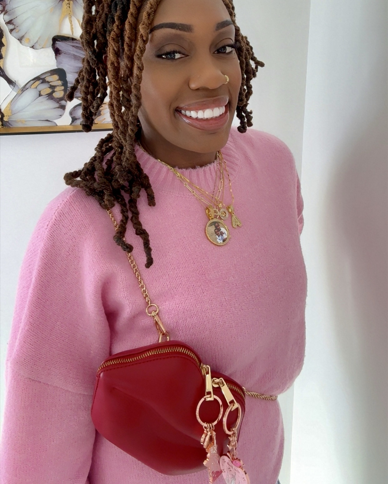 Praying everyone Enjoyed their Valentine’s Day even if it was just you getting dressed up to go to a Kids basketball game 🤗💌💘💝#LTKValentine 

#LTKmomlife #LTKootd #LTKgrwm