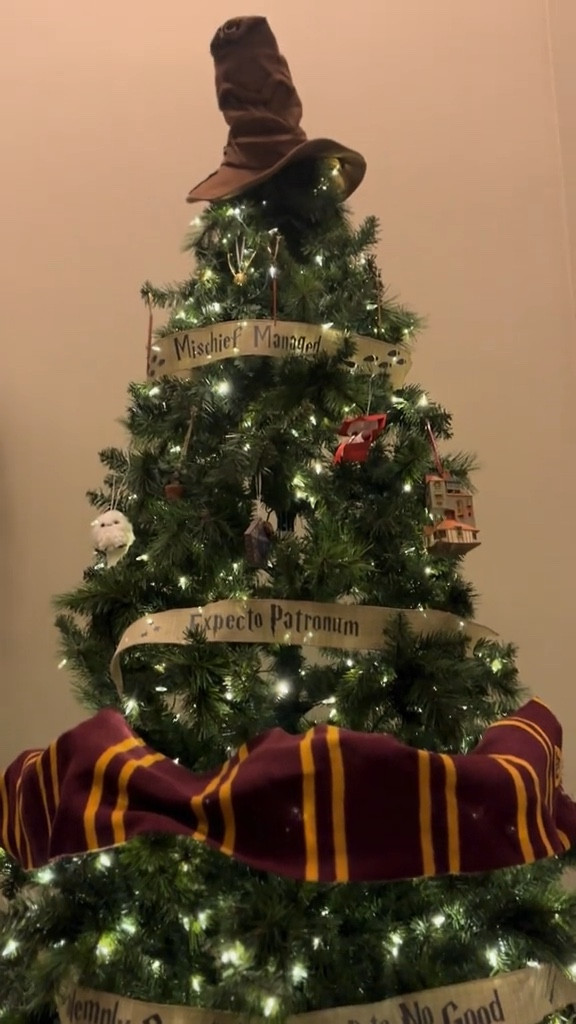 Christmas tree | Harry Potter Christmas tree | Christmas decor | Christmas decorating | Christmas holiday | Harry Potter Christmas | Hogwarts Christmas | nerd Christmas | 

#LTKHoliday #LTKGiftGuide #LTKSaleAlert
