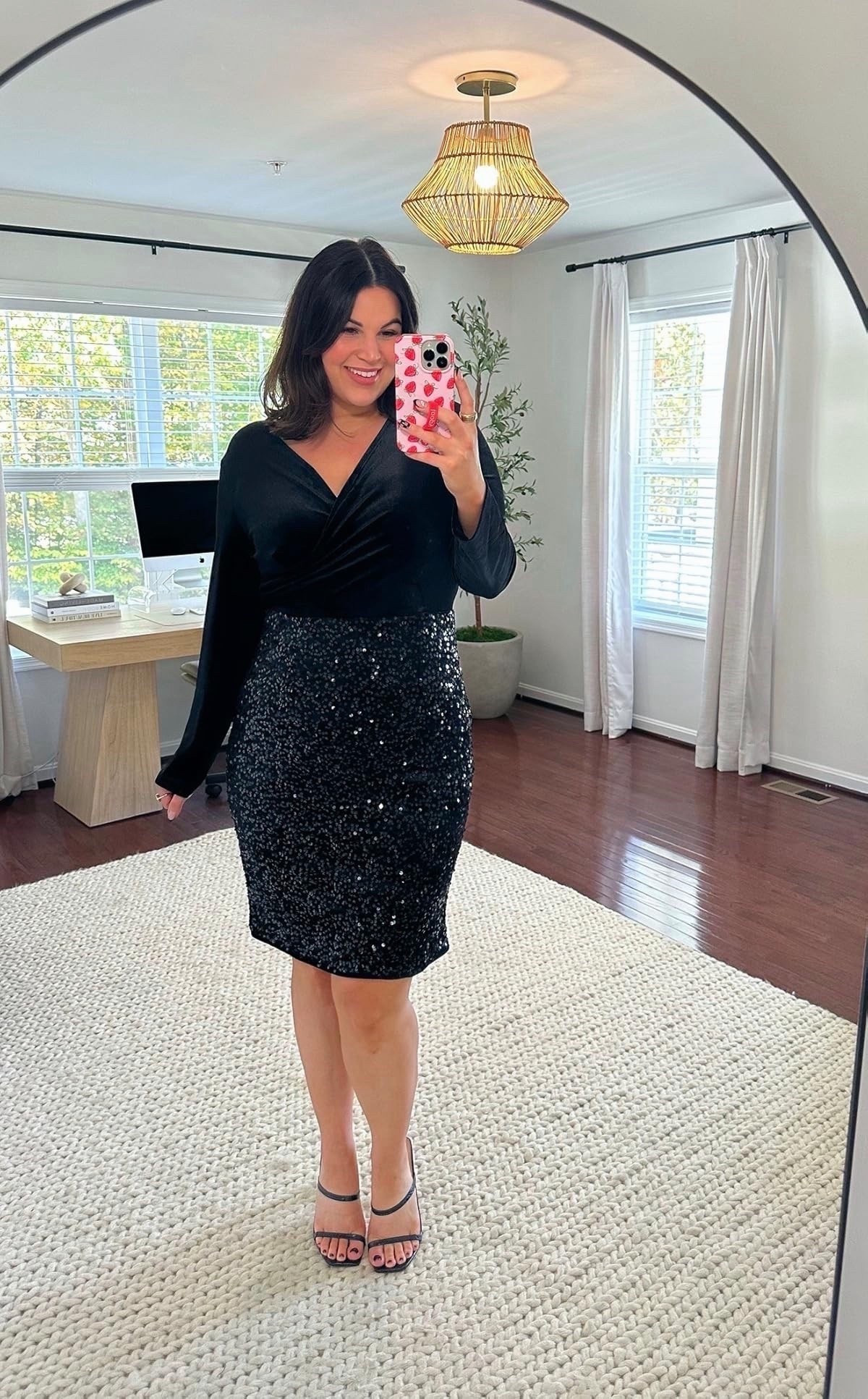 Midsize Holiday Dress! 

Wearing a size xl 



#LTKHoliday #LTKootd #LTKMidsize