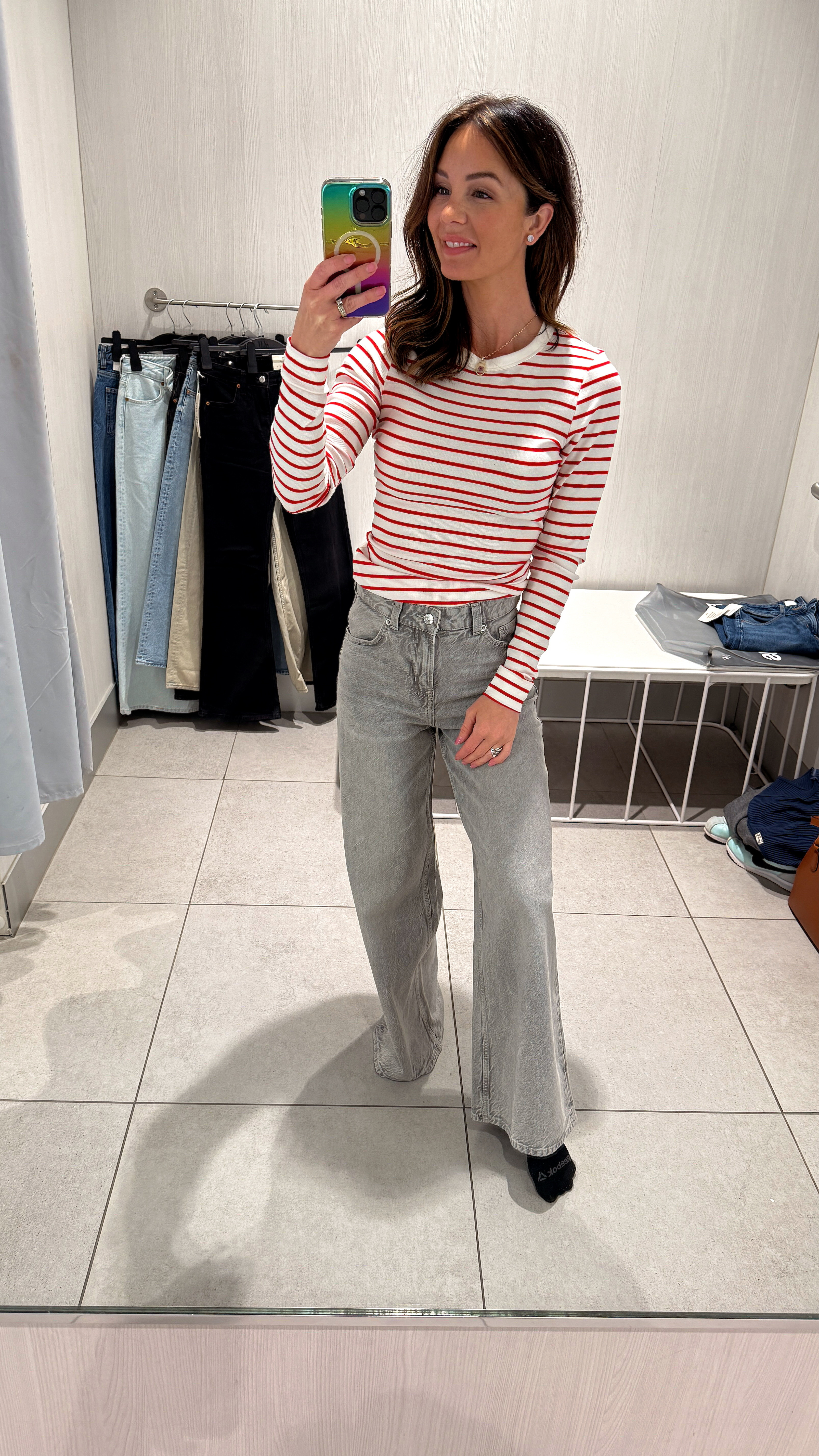 comfy basic top, great length and has a lot of stretch. Wearing S. Comes in several colors. Jeans are a favorite from this try on. Several washes available, Wearing the grey wash here. size 0. H&M runs big IMO so I size down one. 


&M  &mfinds 

 #H #handmstyle #H #handmfashion #loungewear #activewear #athleisure #casualoutfit #casualset #denim 

#LTKSaleAlert #LTKFindsUnder50 #LTKStyleTip