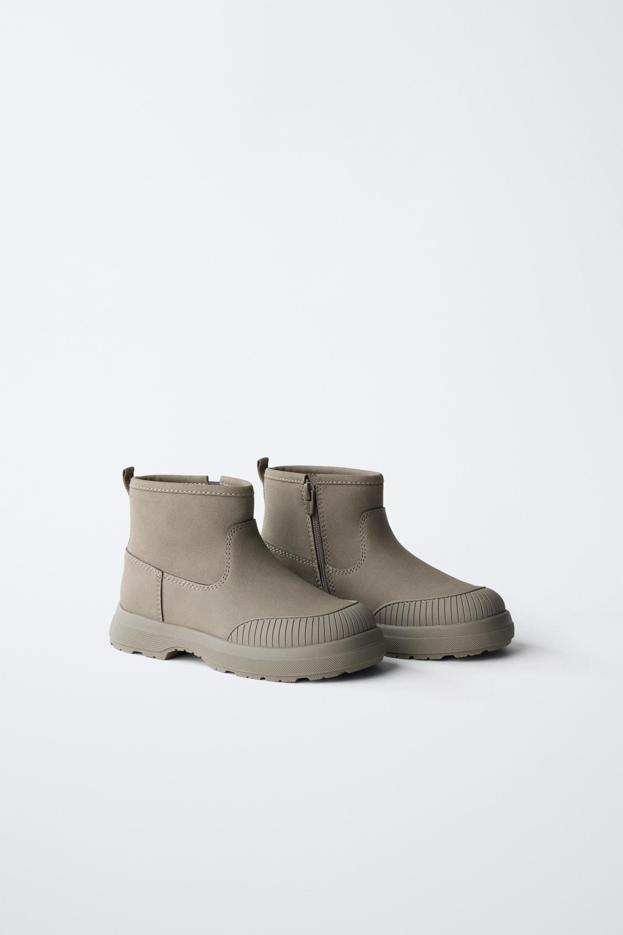 GEFÜTTERTER STIEFEL | Zara DE