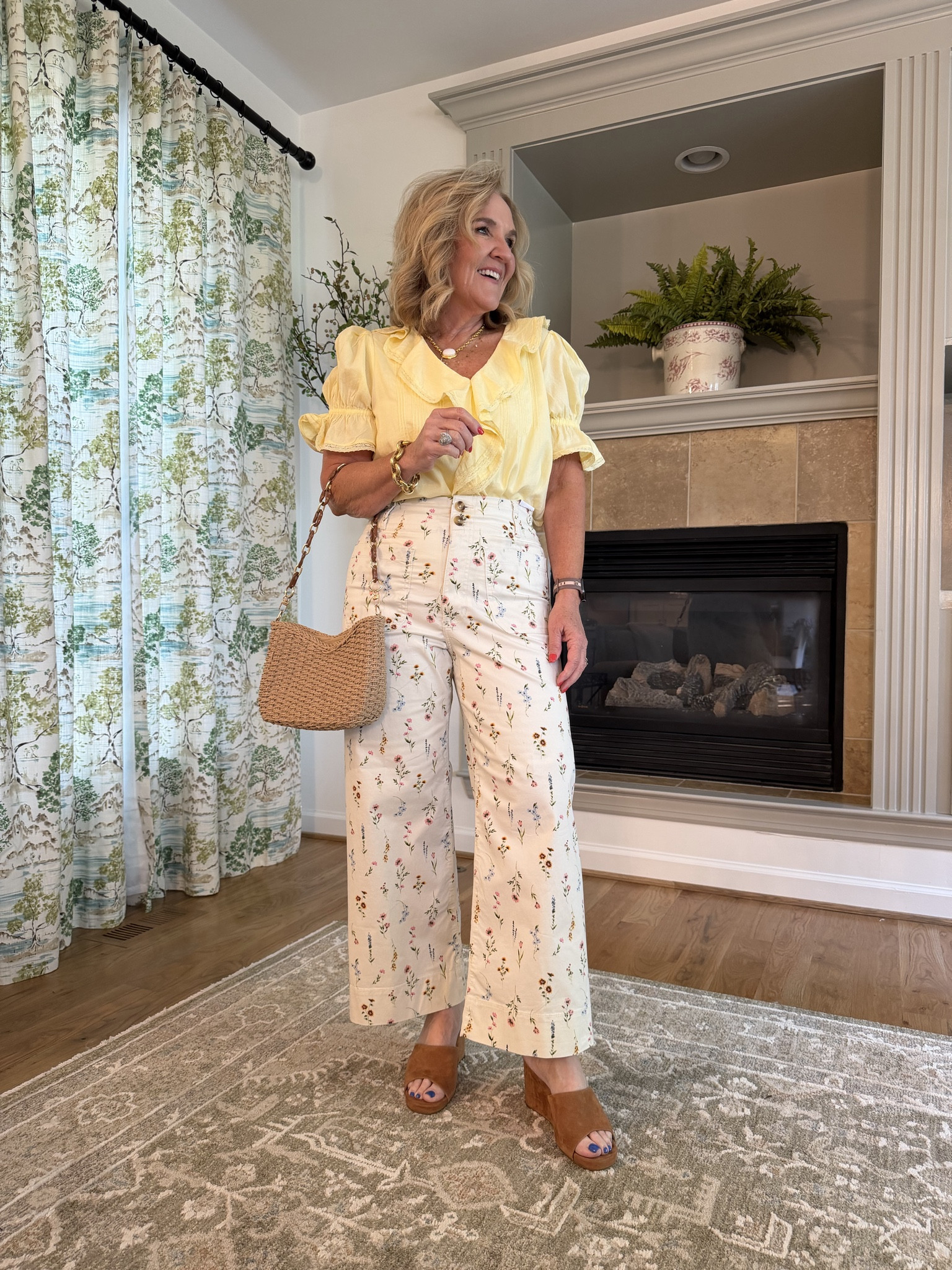 Kohls affordable fashion wearing size medium top 8/29/med pant 
Casual Mother’s Day

#LTKOver40 #LTKMothersDay