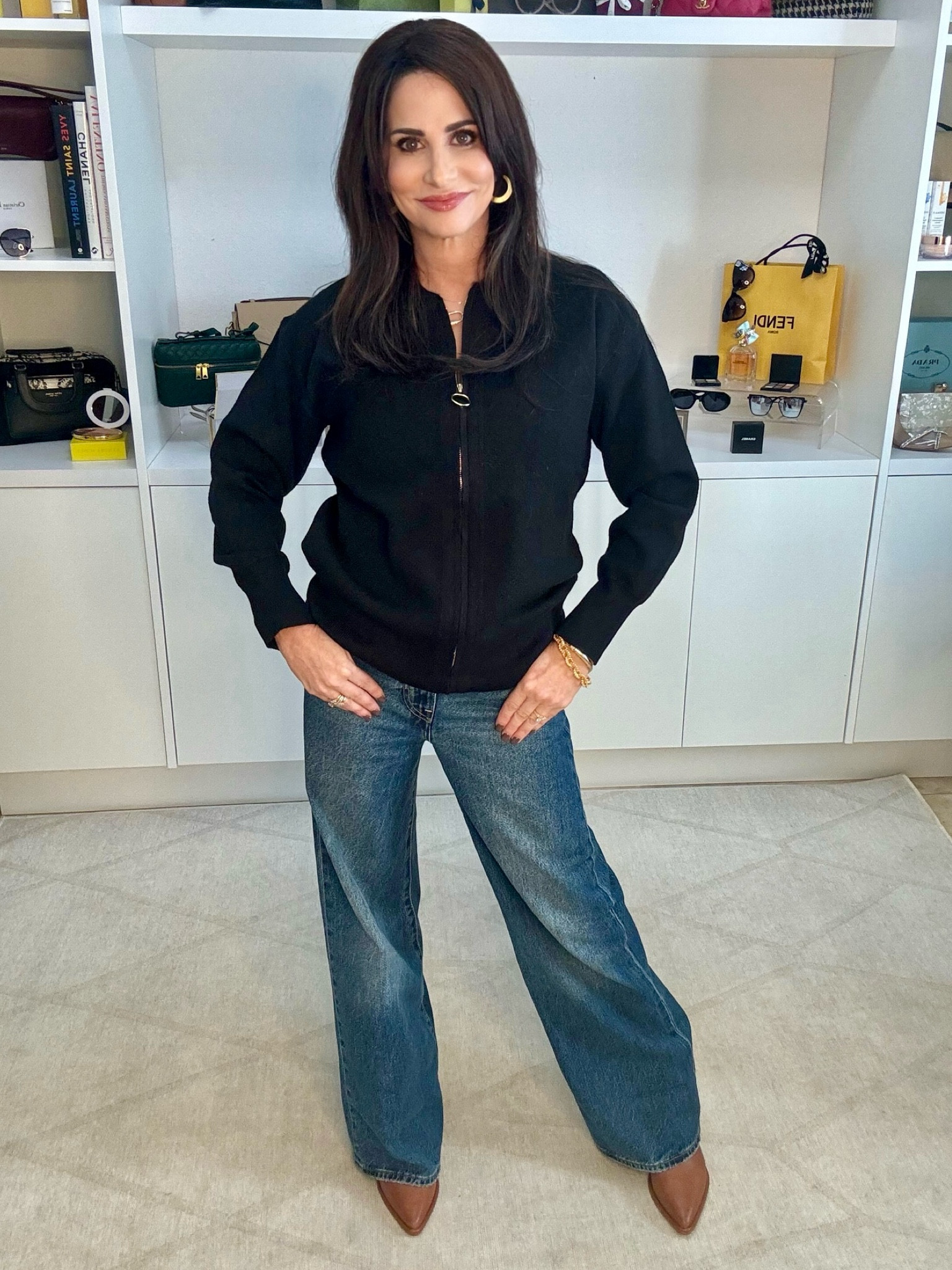 This is a super soft zip up sweater jacket. Wearing. Sm. 

#LTKOver40 #LTKStyleTip #LTKSaleAlert