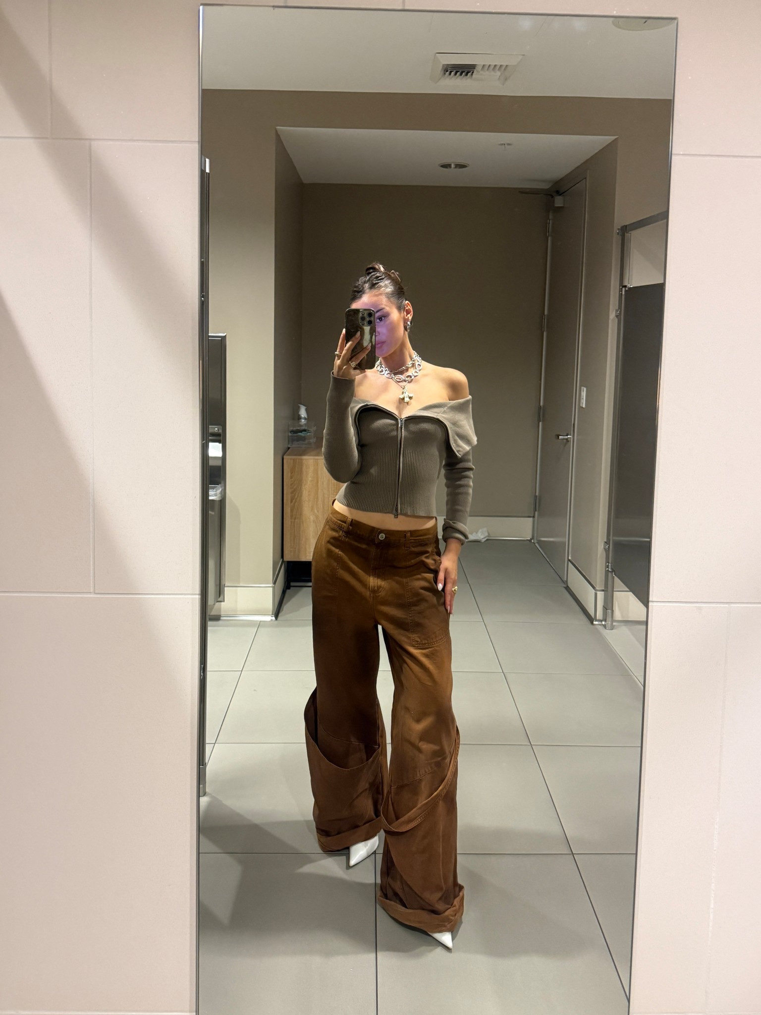 Office OOTD🤎