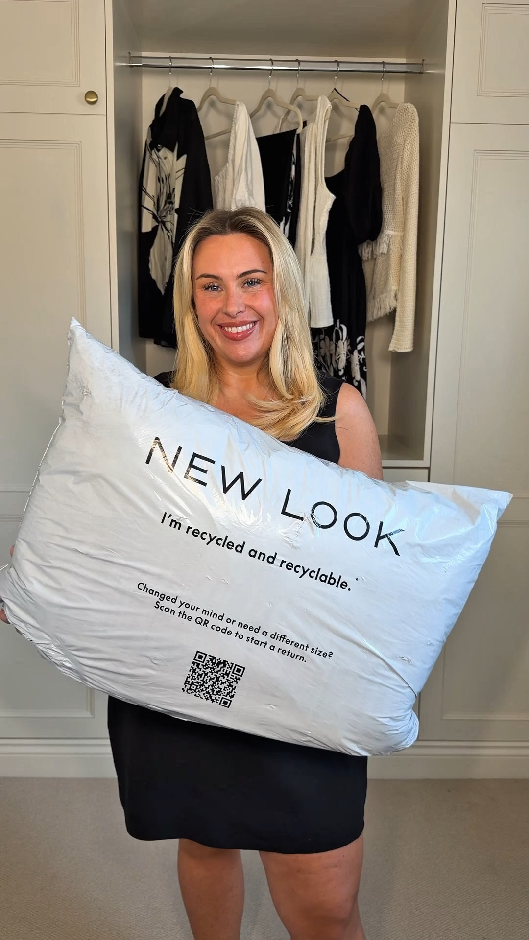 Newlook try on.. 

Size 16 in all or size large 

I’m 5’3 for reference ✨🤍

Monochrome outfits, plus-size, mid size, holiday outfits, co ord, black dress, midi dress, affordable fashion 

#LTKMidsize #LTKspring #LTKPlusSize