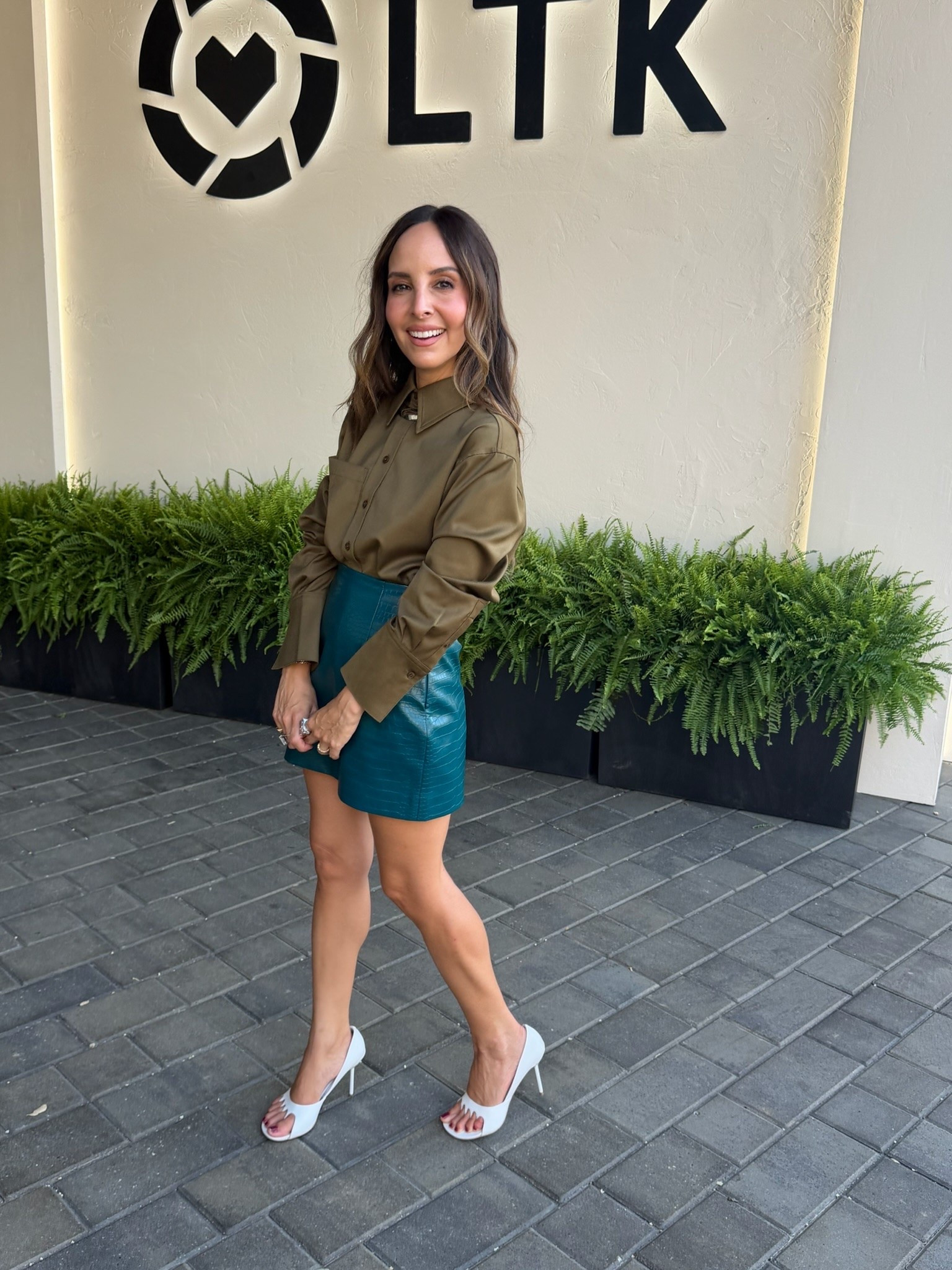 a little monochromatic moment 💚 head to toe in Macy’s, all in different shades of green

#LTKootd #LTKgrwm #LTKdayinmylife