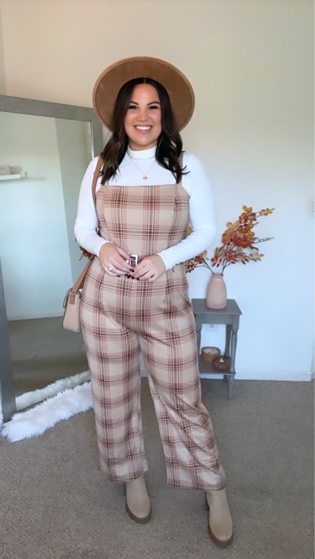 Midsize Thanksgiving Outfit 
Bodysuit - size XL
Jumpsuit - size XXL (*juniors sizing, recommend sizing up especially if you have a long torso) 
Boots - size 10

#walmartfashion #walmart #fallfashion #thanksgivingoutfit #midsize

#LTKcurves #LTKSeasonal #LTKHoliday