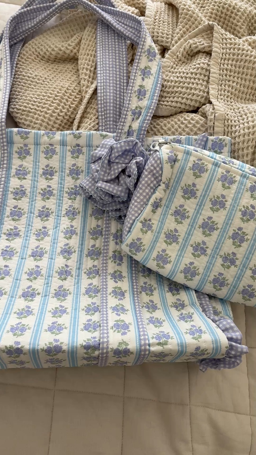 These Walmart quilted bags are next level cute!!!

#LTKmomlife #LTKdayinmylife #LTKootd