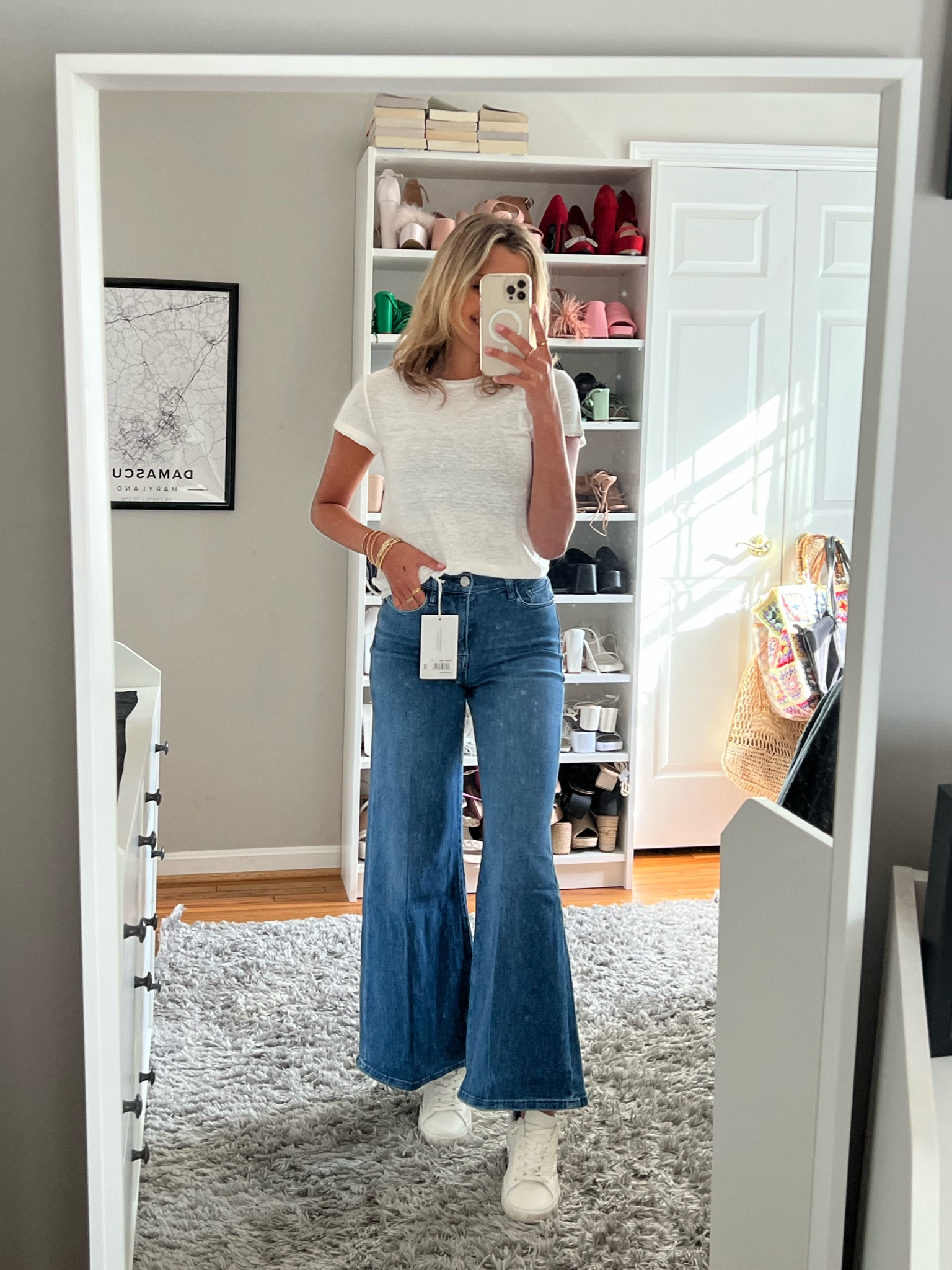 sustainable basics from frame! wearing XS up top 24 bottoms 