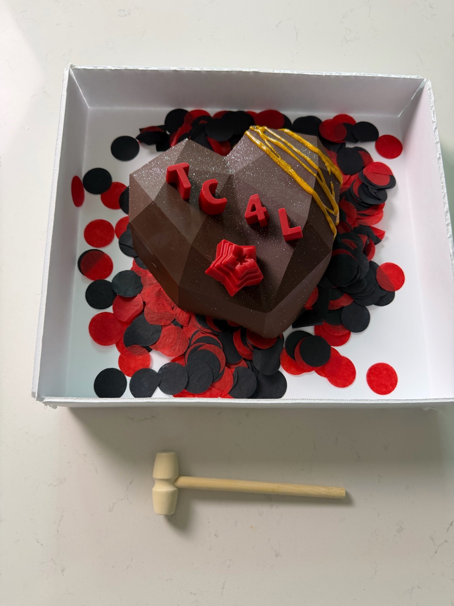 Breakable chocolate heart