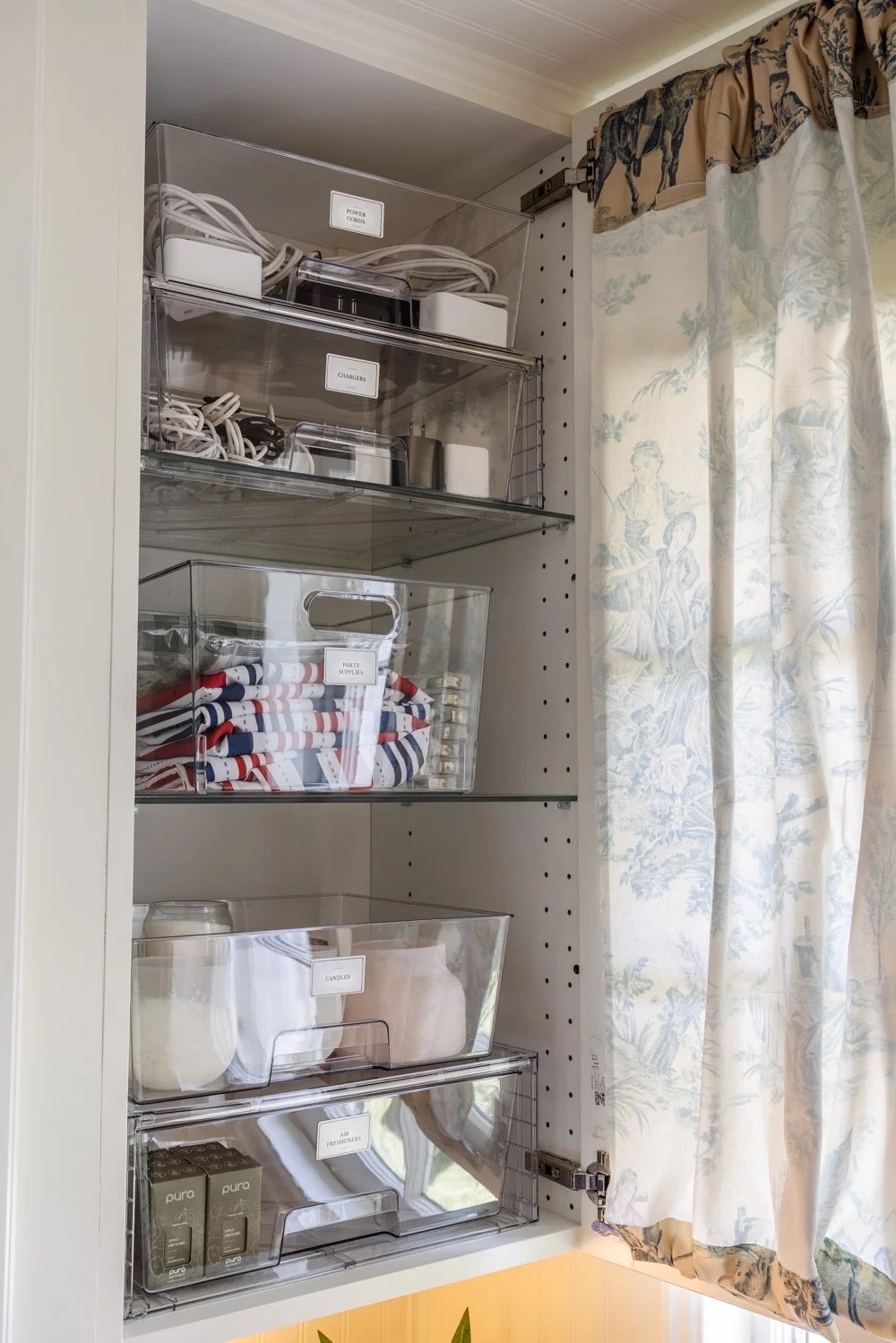 Amazon acrylic bins! 



#LTKHome