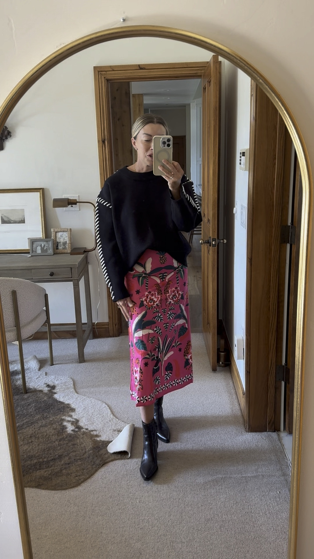 Amazon skirt size S (looks like Farm Rio!) 

#LTKFindsUnder50