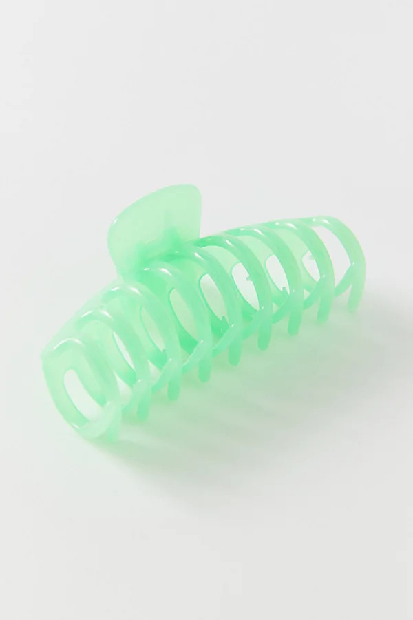 Marley Claw Hair Clip | Urban Outfitters (US and RoW)