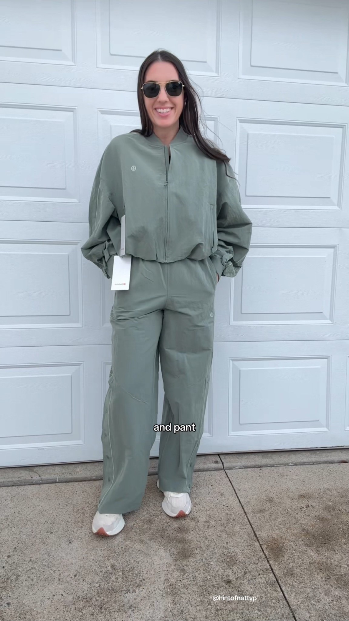 Crinkle nylon set 💚 pants size small, jacket size medium 

#LTKSeasonal #LTKActive #LTKootd