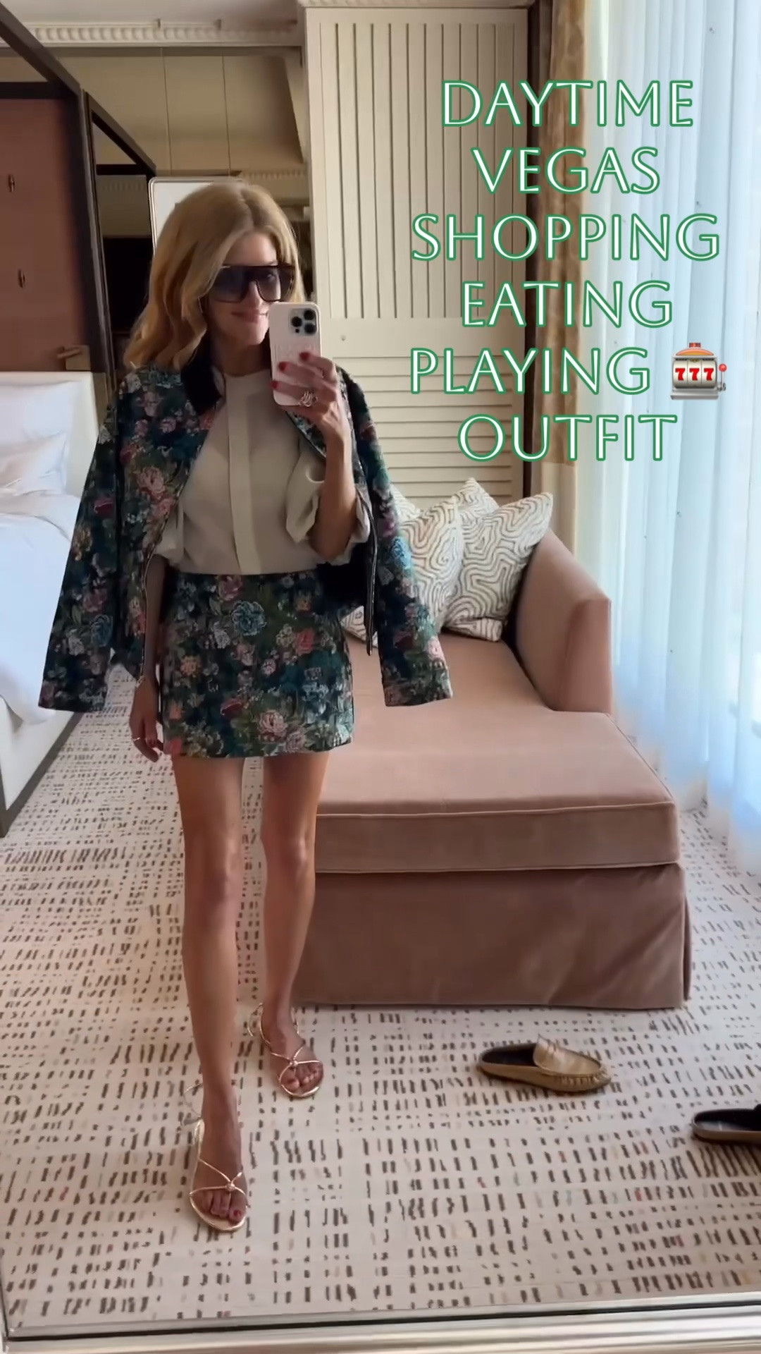 Dark floral matching set for daytime vegas early fall outfit wearing xs in all

#LTKCon #LTKootd #LTKSeasonal