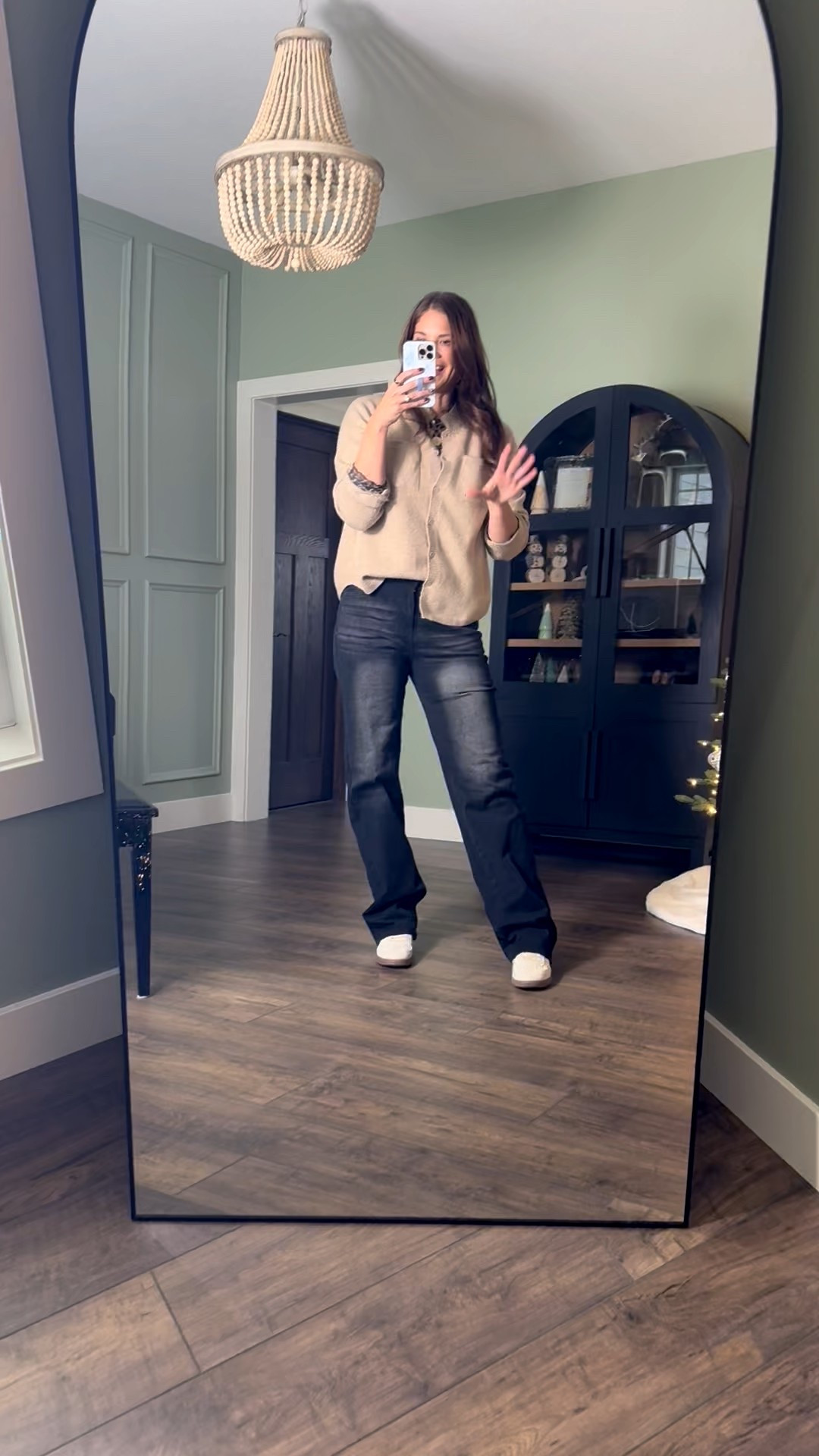 Love this layered look for the winter time! It’s such an easy way to elevate any outfit! 

Layering, Sweater, Cardigan, Winter finds, Winter fashion, Tall girl approved, Stang and co 

#LTKSeasonal #LTKHoliday #LTKTall