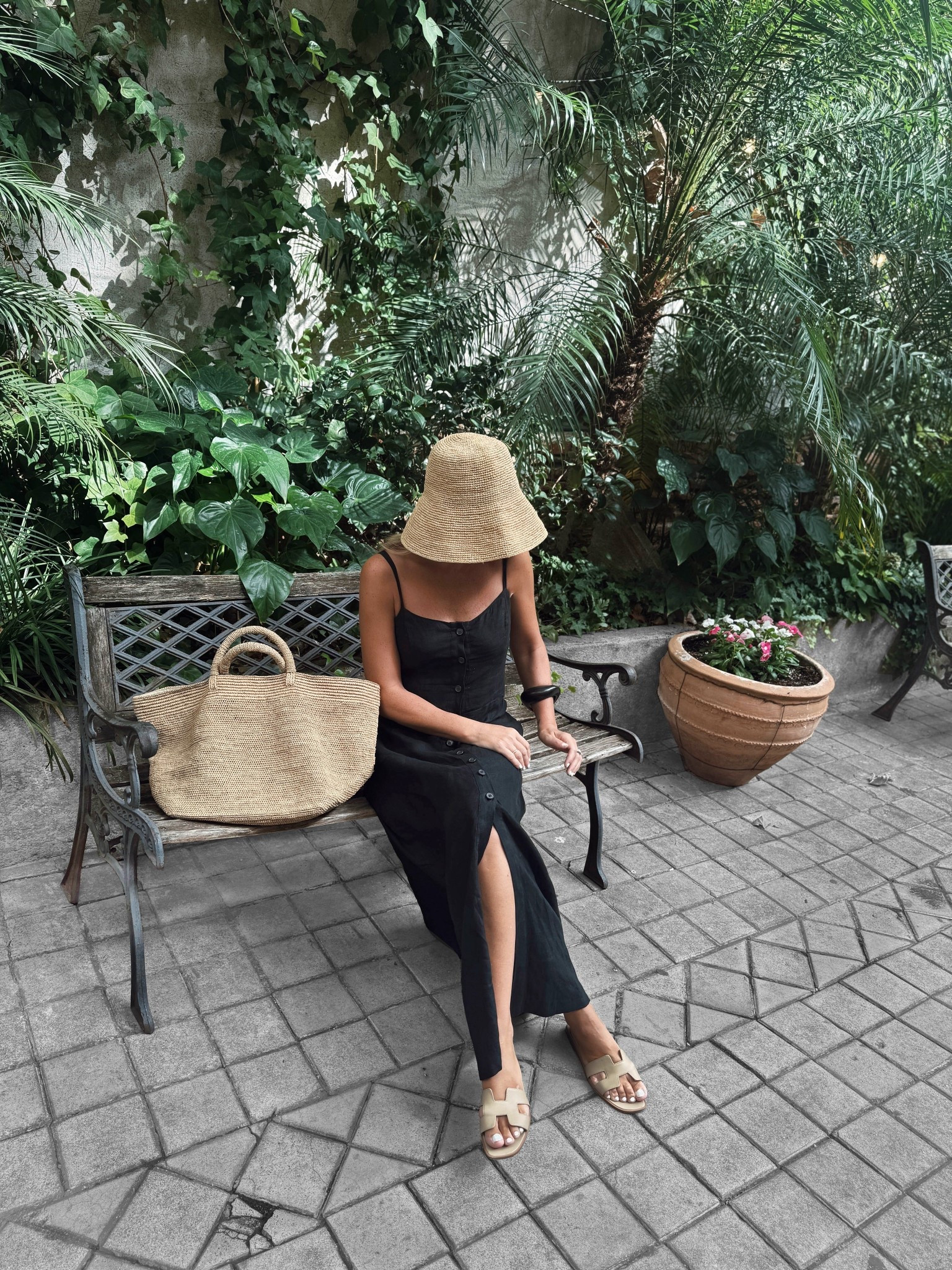 It’s better to be a samurai in a garden than a gardner at war 

————————————————-

Es mejor ser un samurai en un jardín que un jardinero en la guerra 

.
.
.
.


#LTKeurope #LTKespana