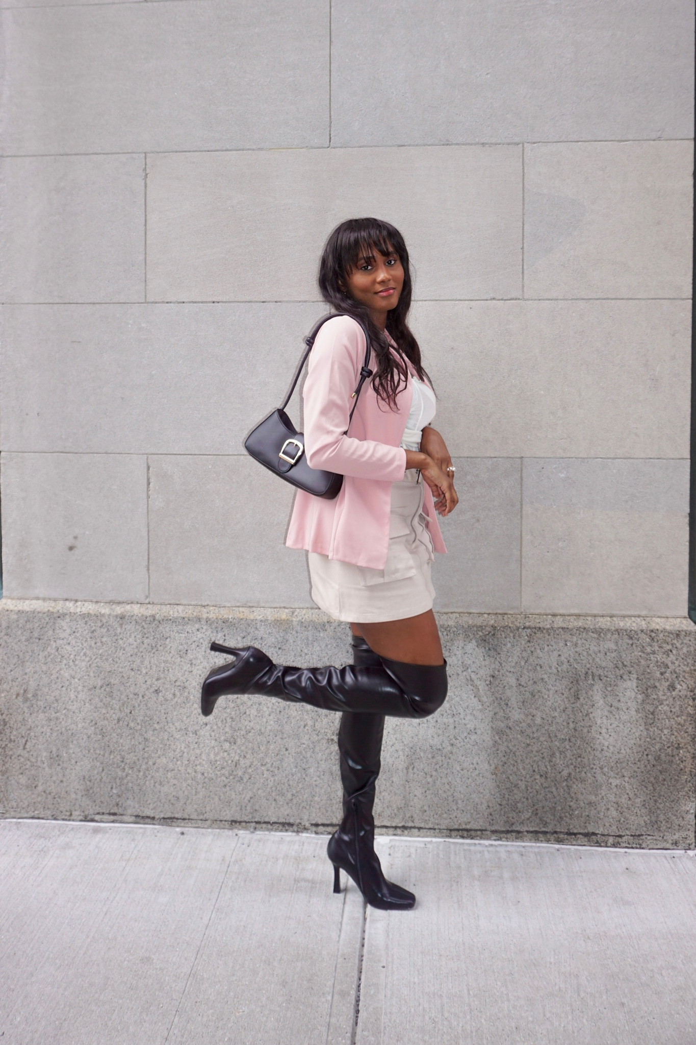It’s gonna be a blazer type of fall 

Fall outfit, fall style, blazer, cargo skirt, knee boots, knee high boots, fall inspo, fall fit, pink outfit, pink style, mini skirt, blazer look, blazer outfit

#LTKstyletip #LTKfindsunder50 #LTKSeasonal