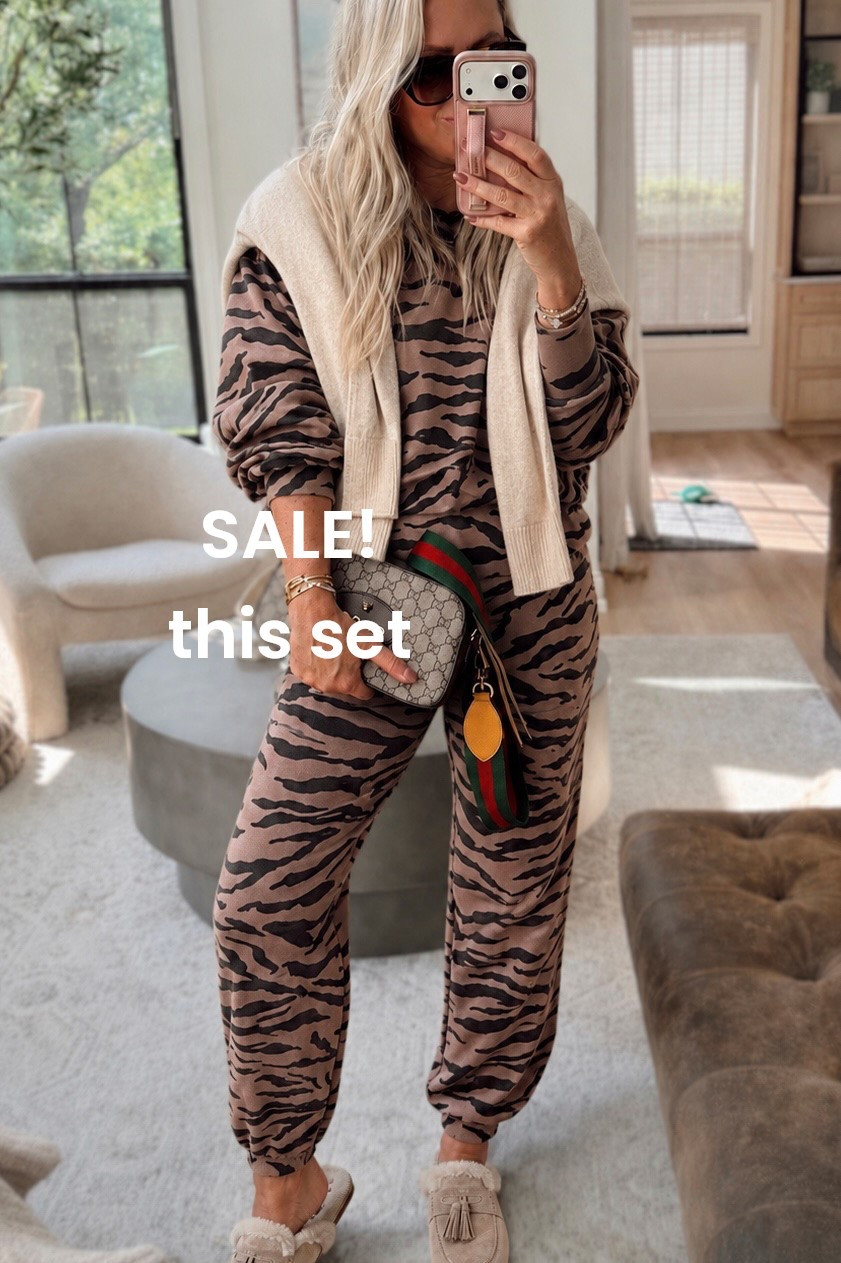 Such a cute set on sale! Bubble
hem sweatshirt too! I did smalls

#LTKootd #LTKSaleAlert #LTKActive