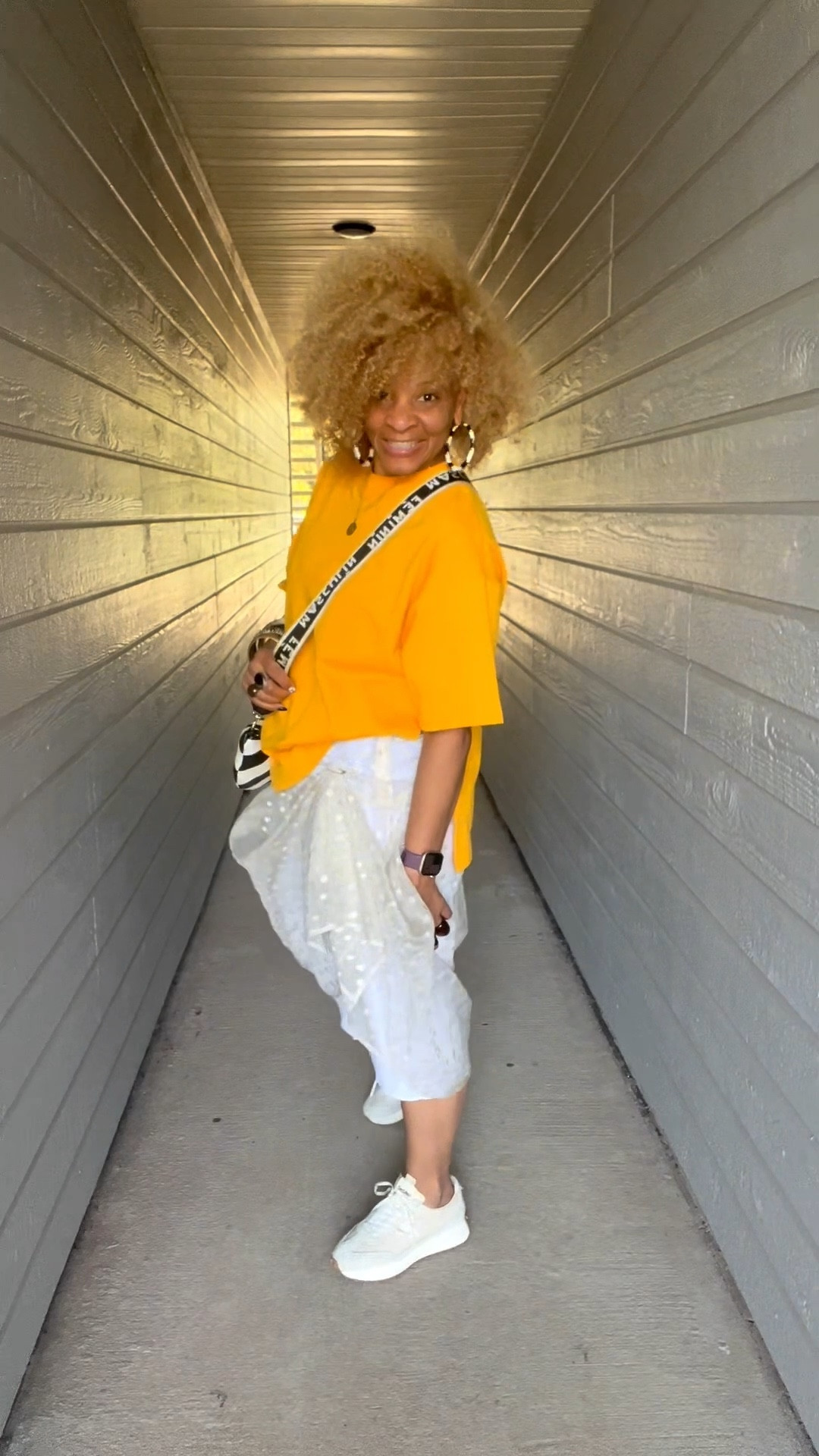 Just a simple 🧷pinned-up skirt and a tee! Sometimes, simplicity is all you need. Felt nice and cool on this hot spring day! ☀️ What do you think? Yay or Nay? 👍🏽👎🏼

#OOTD #simplicity #springfashion #styleinspo #teachersofinstagram

Tee: @ASOS 
Skirt: @jcrew 
Sneakers: @seavees
Bag: @shopclarev 
Lovely Rings: @hellobaabs (use code STORY20)